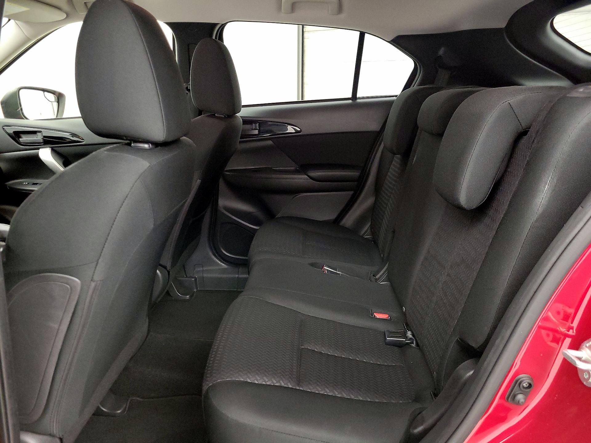 Thumbnail: 2019 Mitsubishi Eclipse Cross - 19