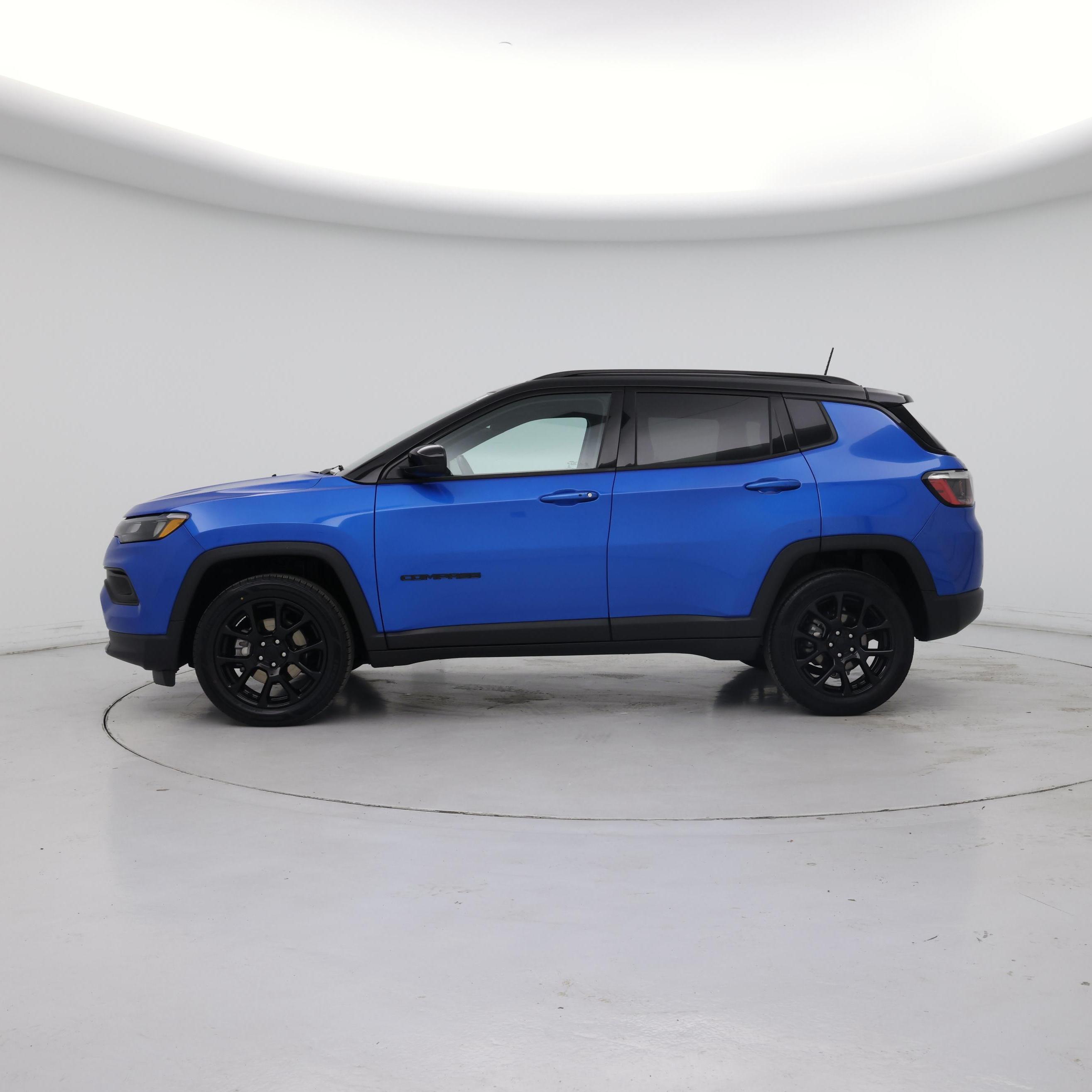 Thumbnail: 2022 Jeep Compass - 3