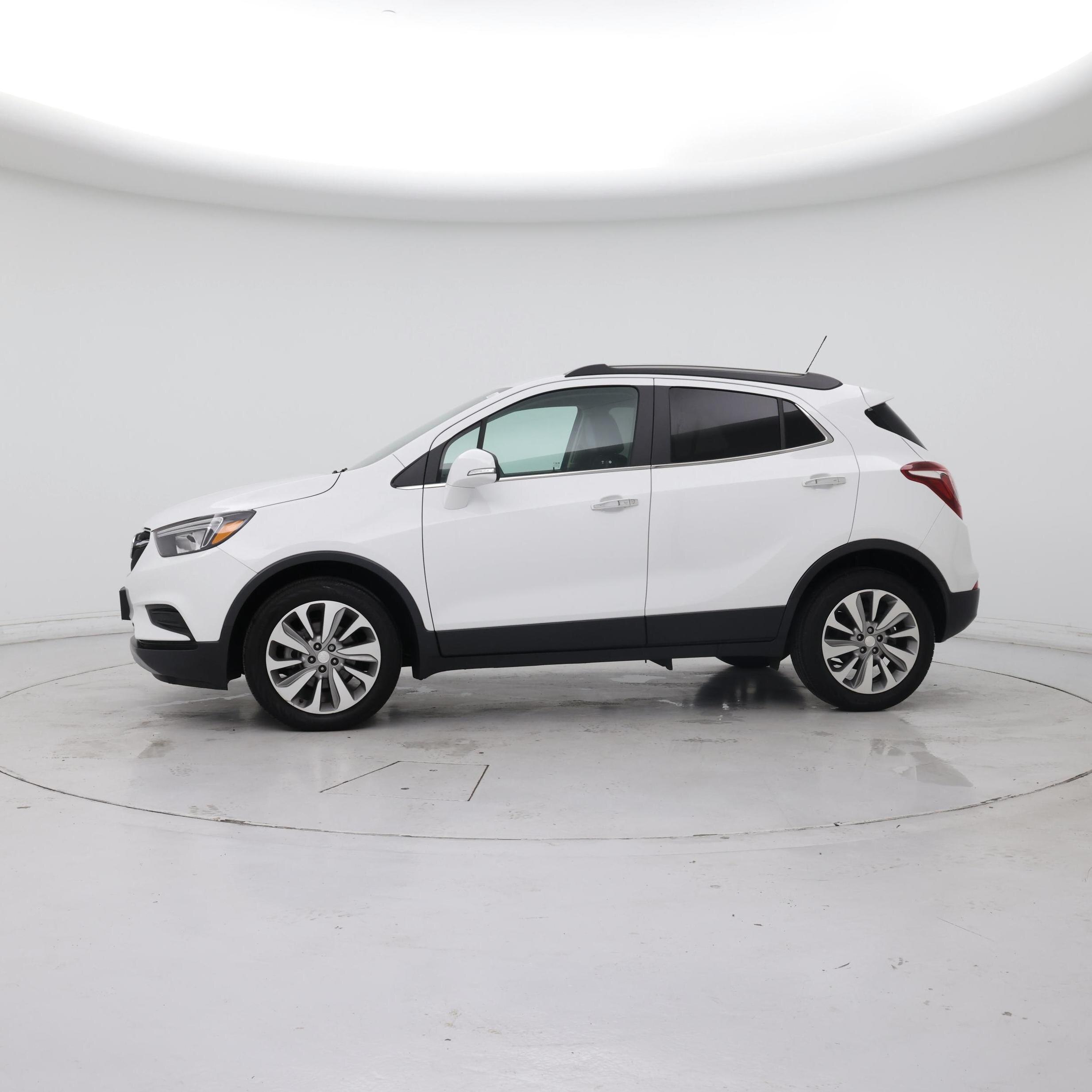 Thumbnail: 2019 Buick Encore - 3