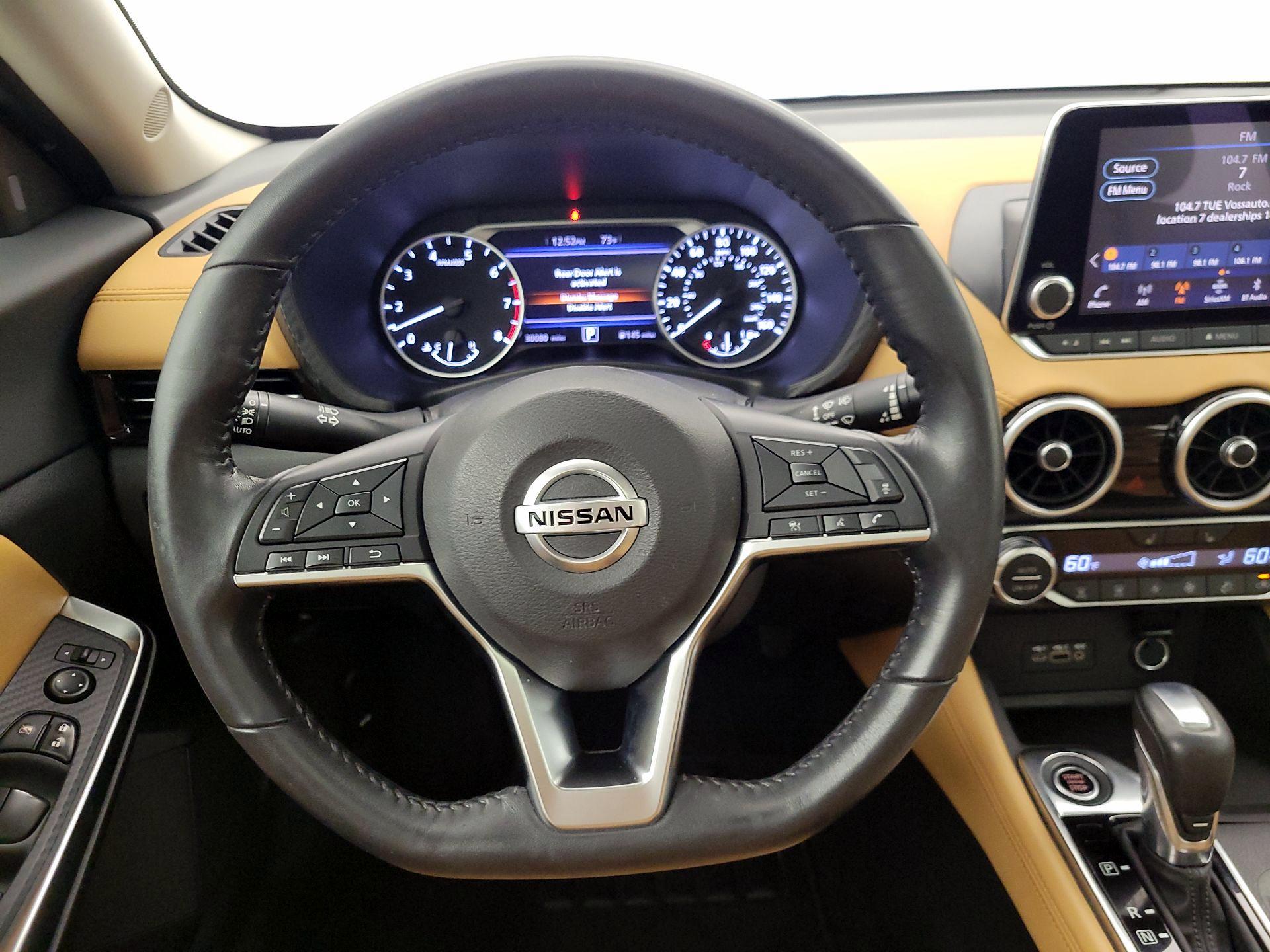 Thumbnail: 2020 Nissan Sentra - 10