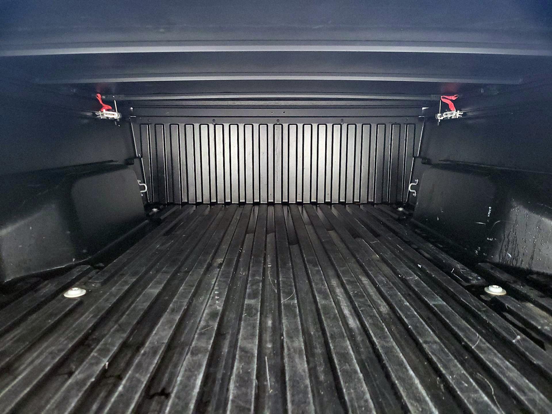 Thumbnail: 2022 Toyota Tacoma - 20