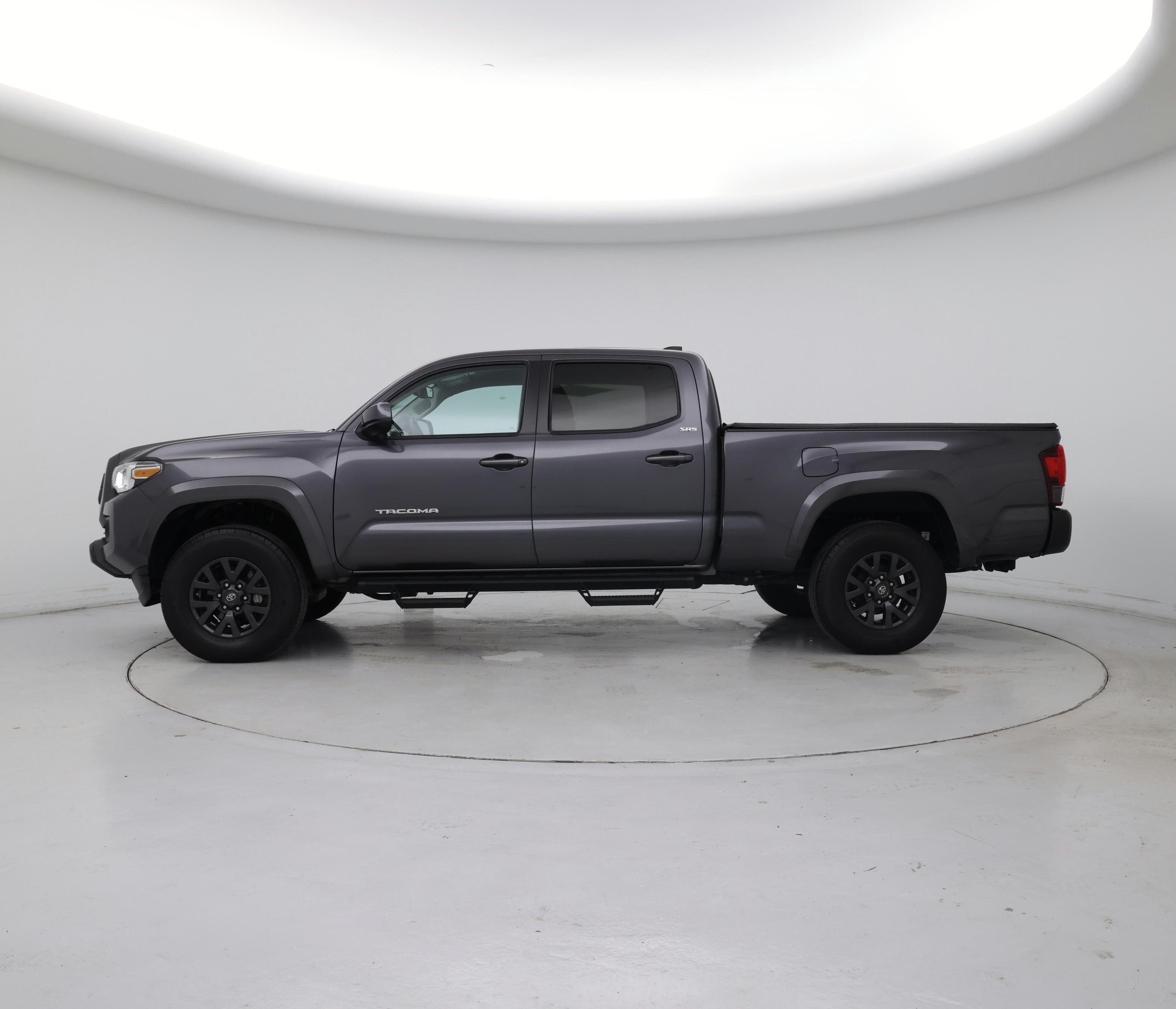 Thumbnail: 2022 Toyota Tacoma - 3