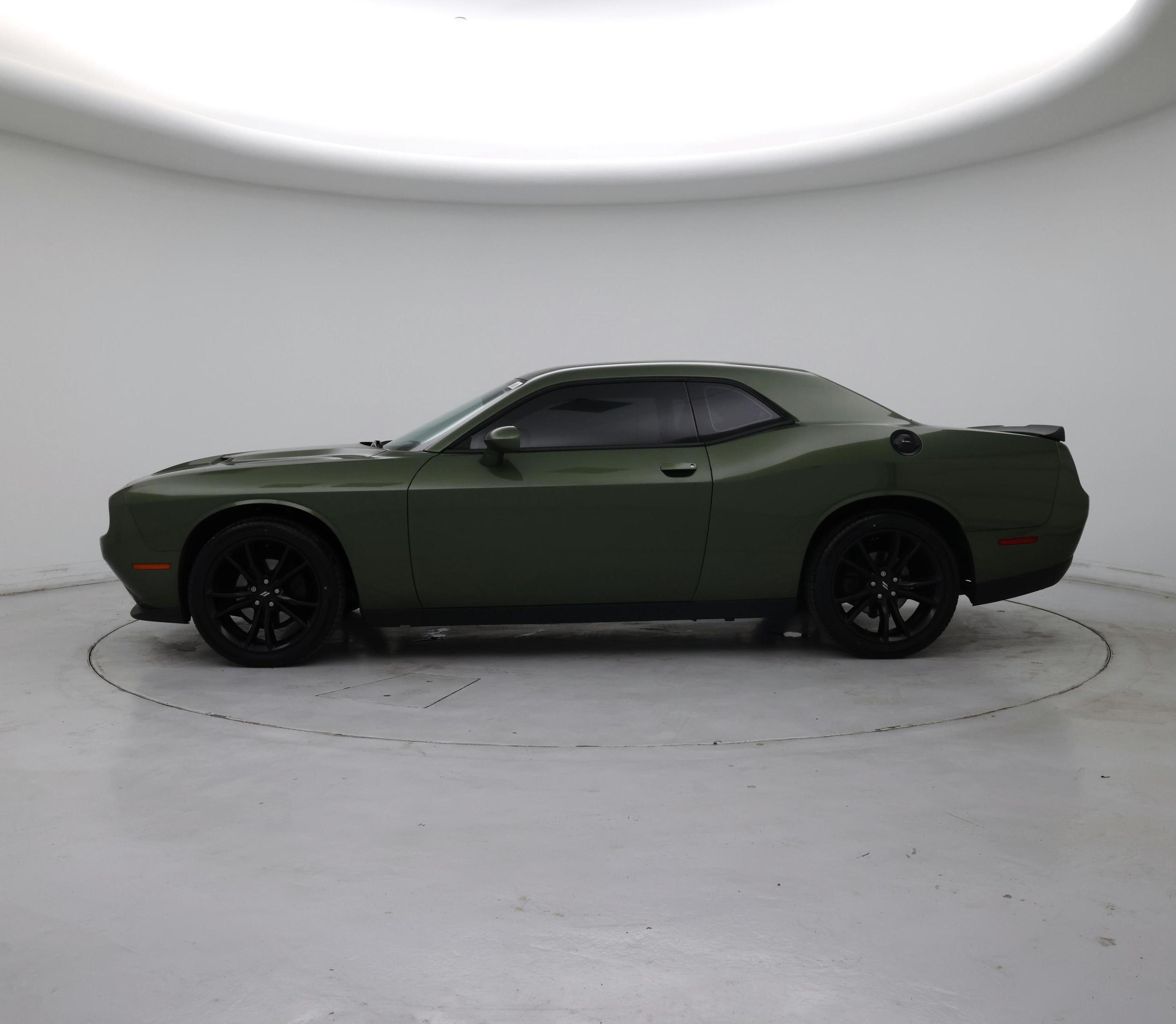 Thumbnail: 2018 Dodge Challenger - 3