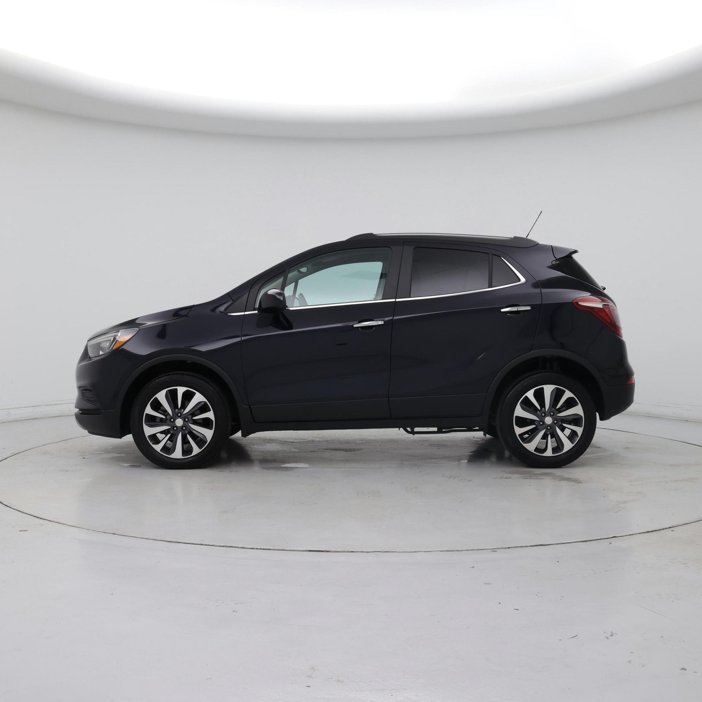 Thumbnail: 2022 Buick Encore - 3