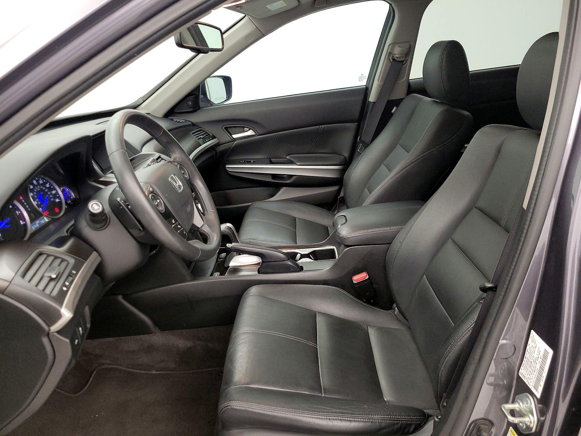 Thumbnail: 2015 Honda Accord Crosstour - 11