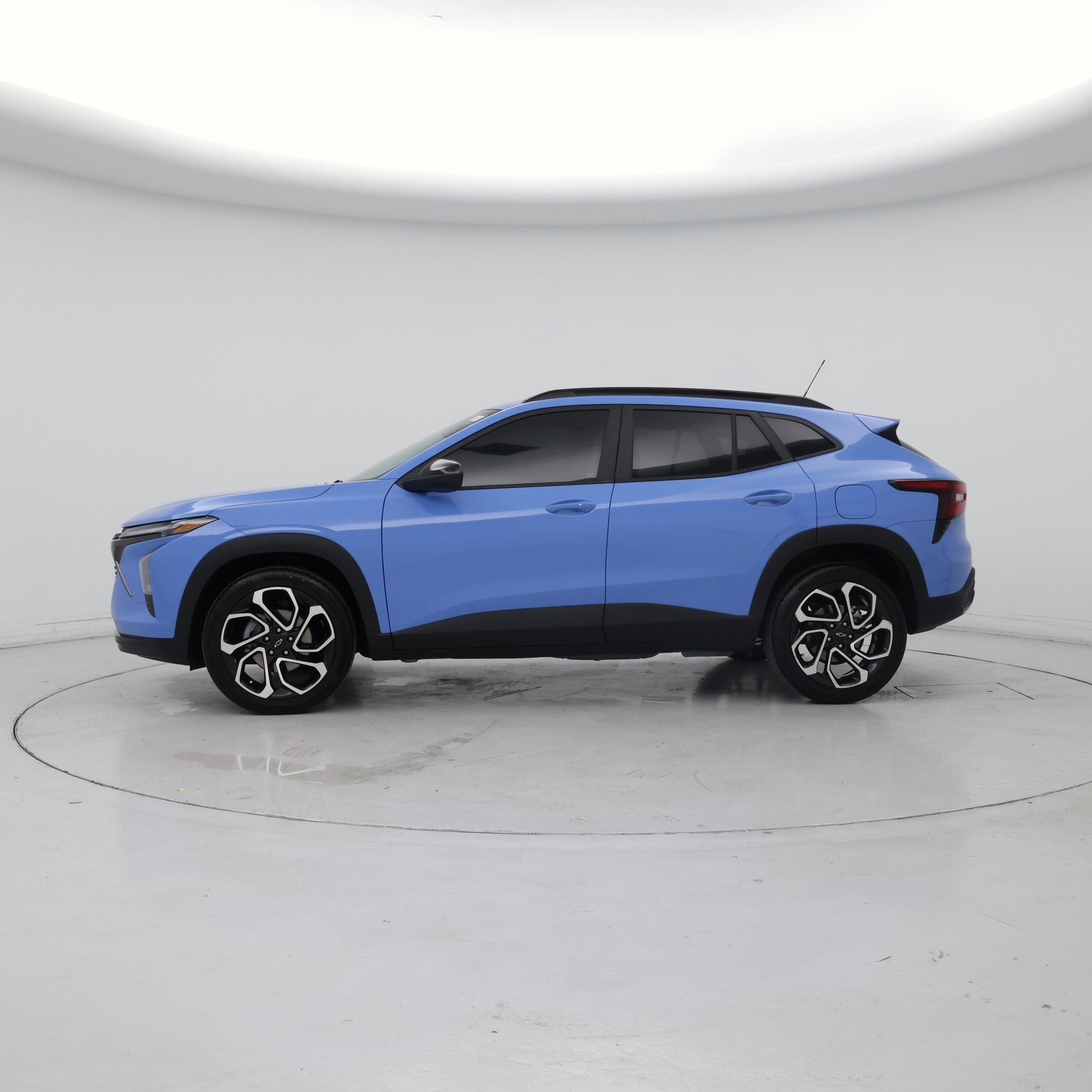 Thumbnail: 2024 Chevrolet Trax - 3