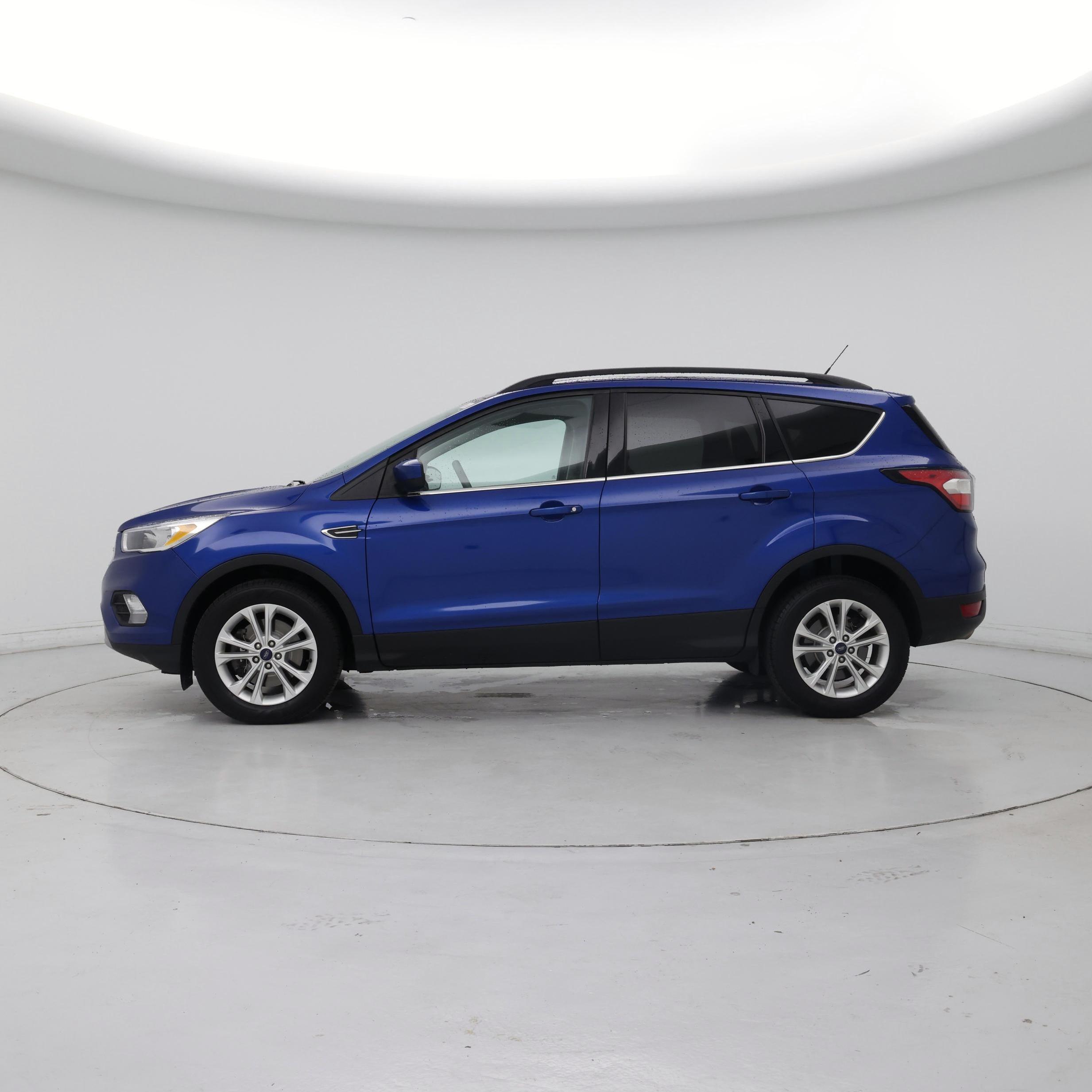 Thumbnail: 2018 Ford Escape - 3