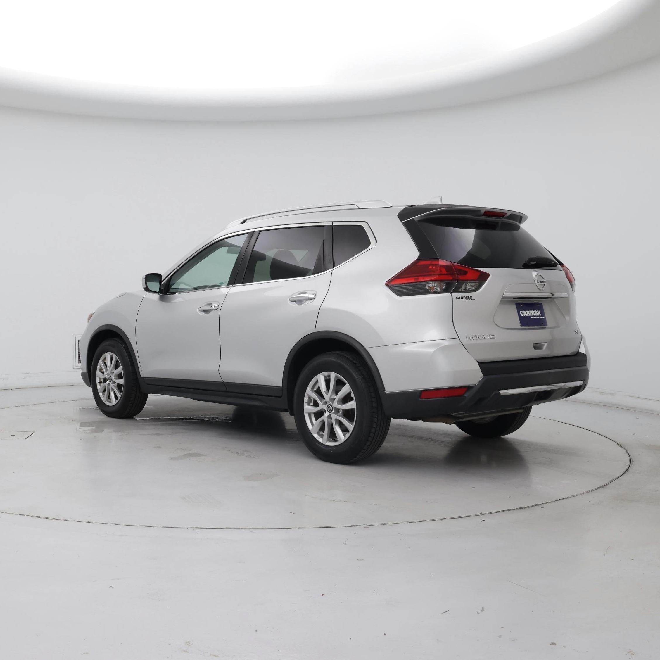 Thumbnail: 2017 Nissan Rogue - 2