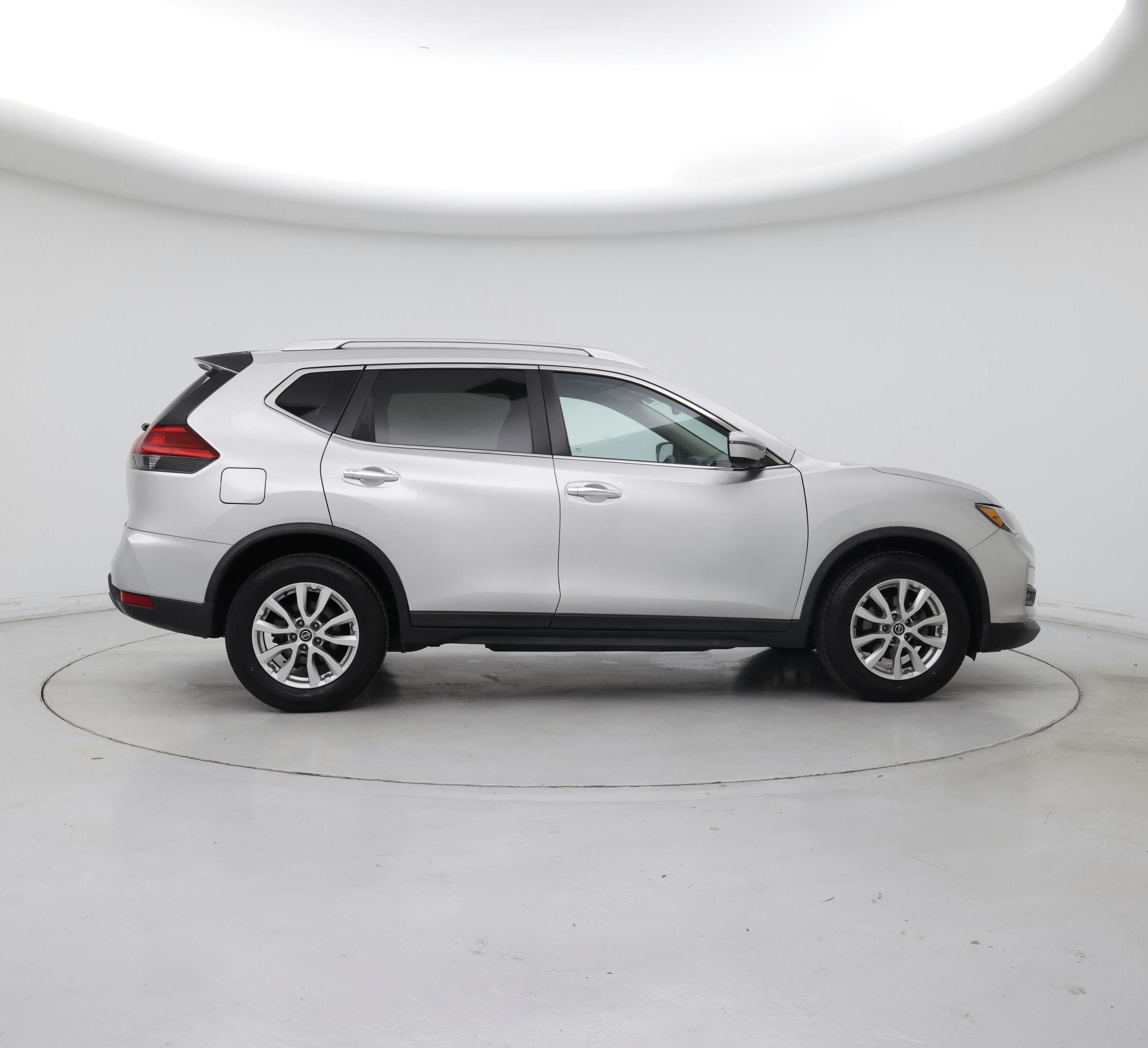 Thumbnail: 2017 Nissan Rogue - 7