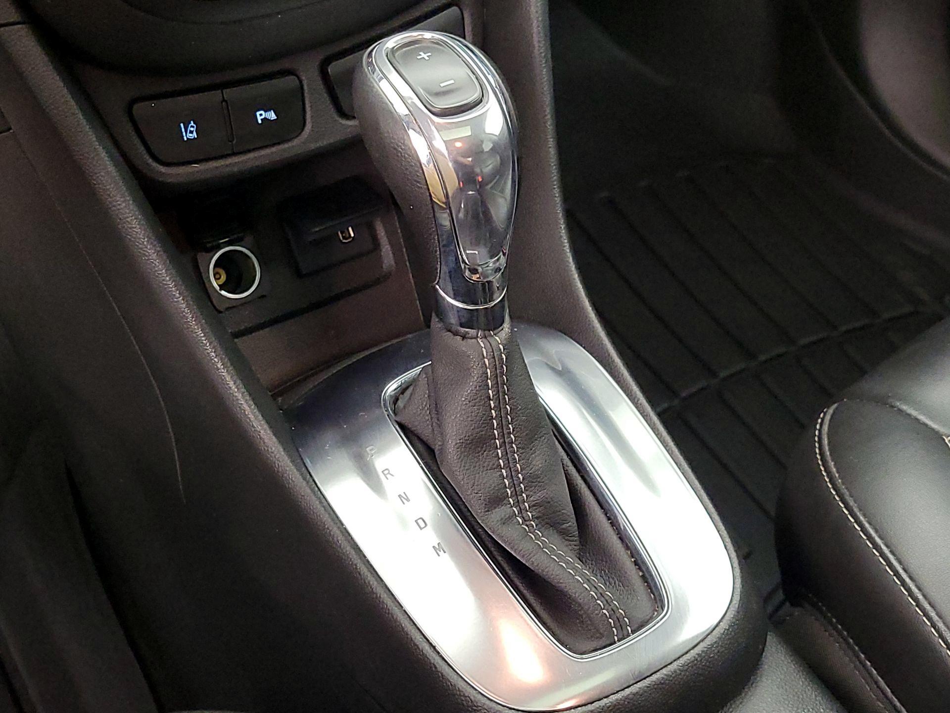 Thumbnail: 2014 Buick Encore - 18