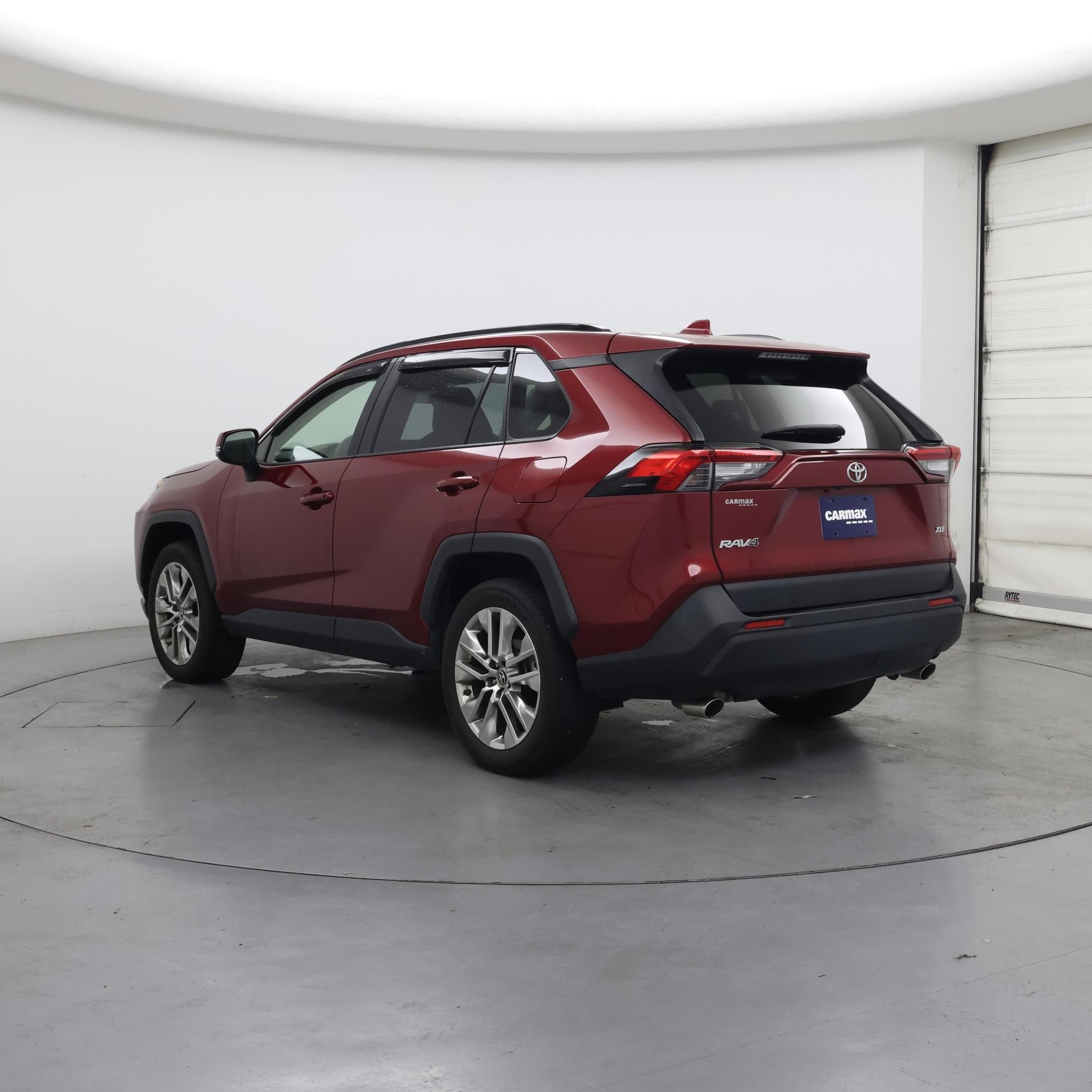 Thumbnail: 2019 Toyota RAV4 - 2