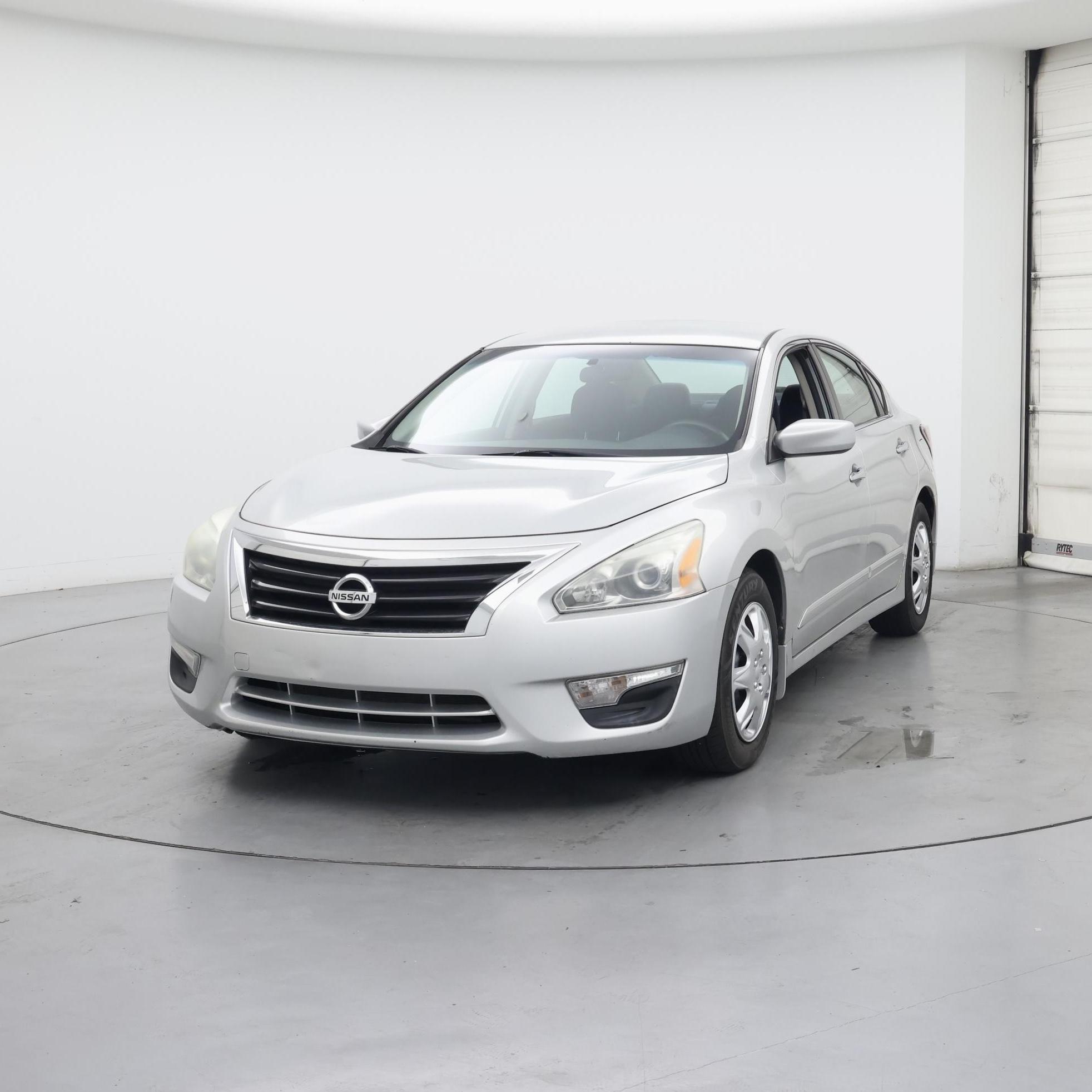 Thumbnail: 2014 Nissan Altima - 4
