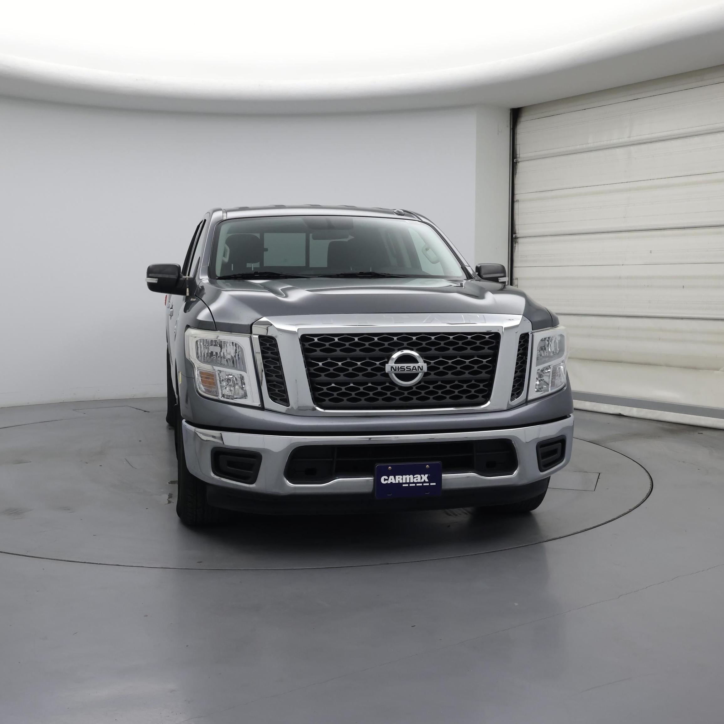 Thumbnail: 2017 Nissan Titan - 5