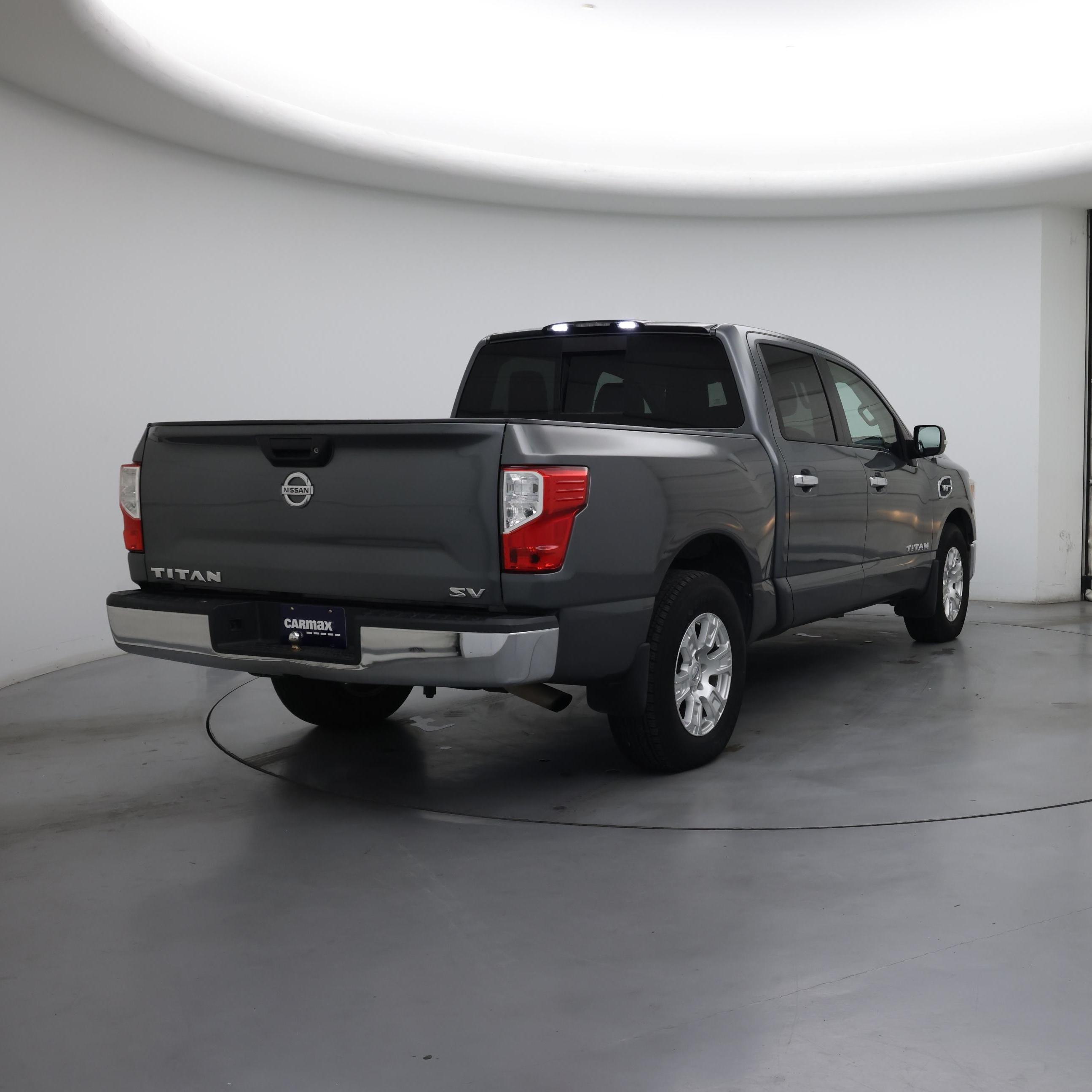 Thumbnail: 2017 Nissan Titan - 8