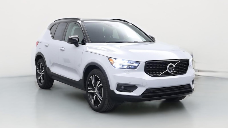 2021 Volvo XC40 T5 R-Design Hero Image