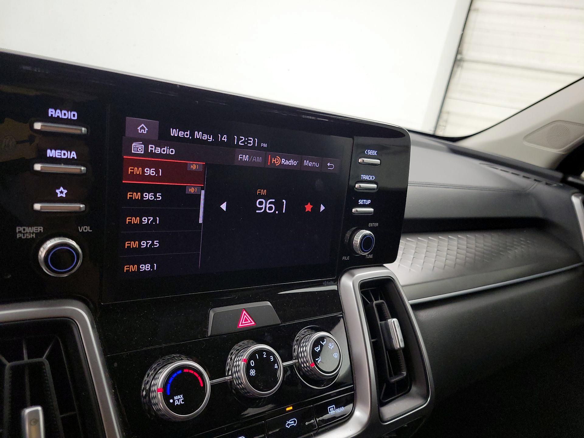 Thumbnail: 2022 Kia Sorento - 13