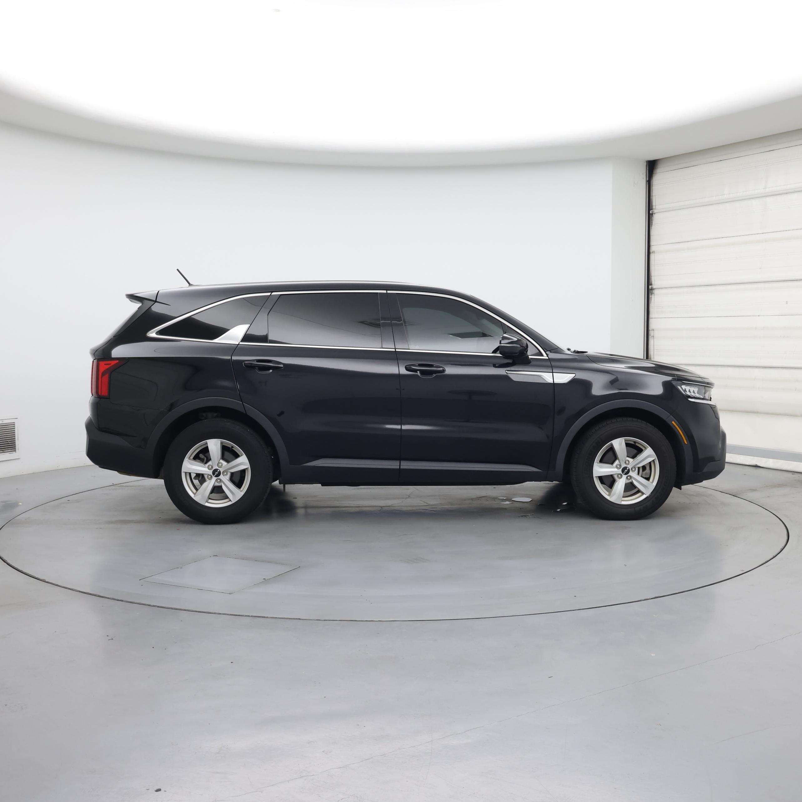 Thumbnail: 2022 Kia Sorento - 7