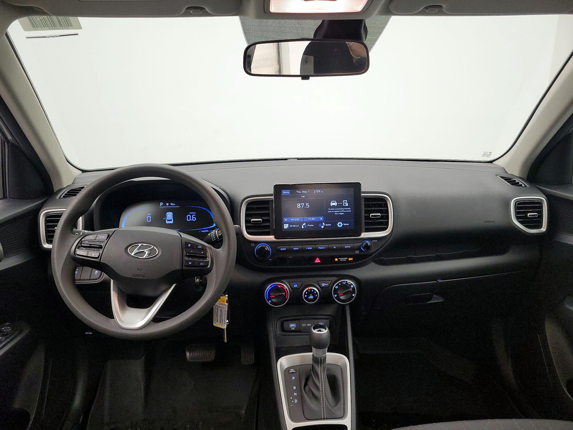 Thumbnail: 2023 Hyundai Venue - 9