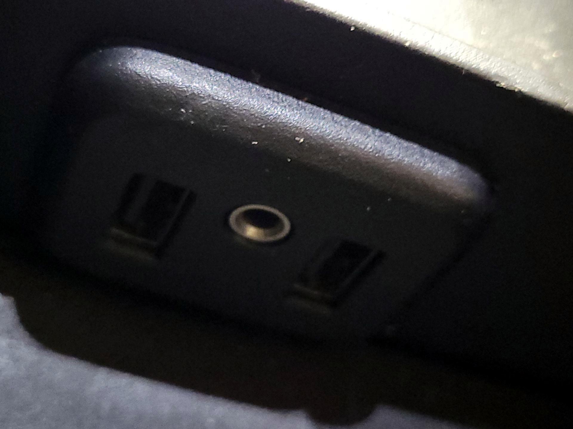 Thumbnail: 2017 Chevrolet Camaro - 17