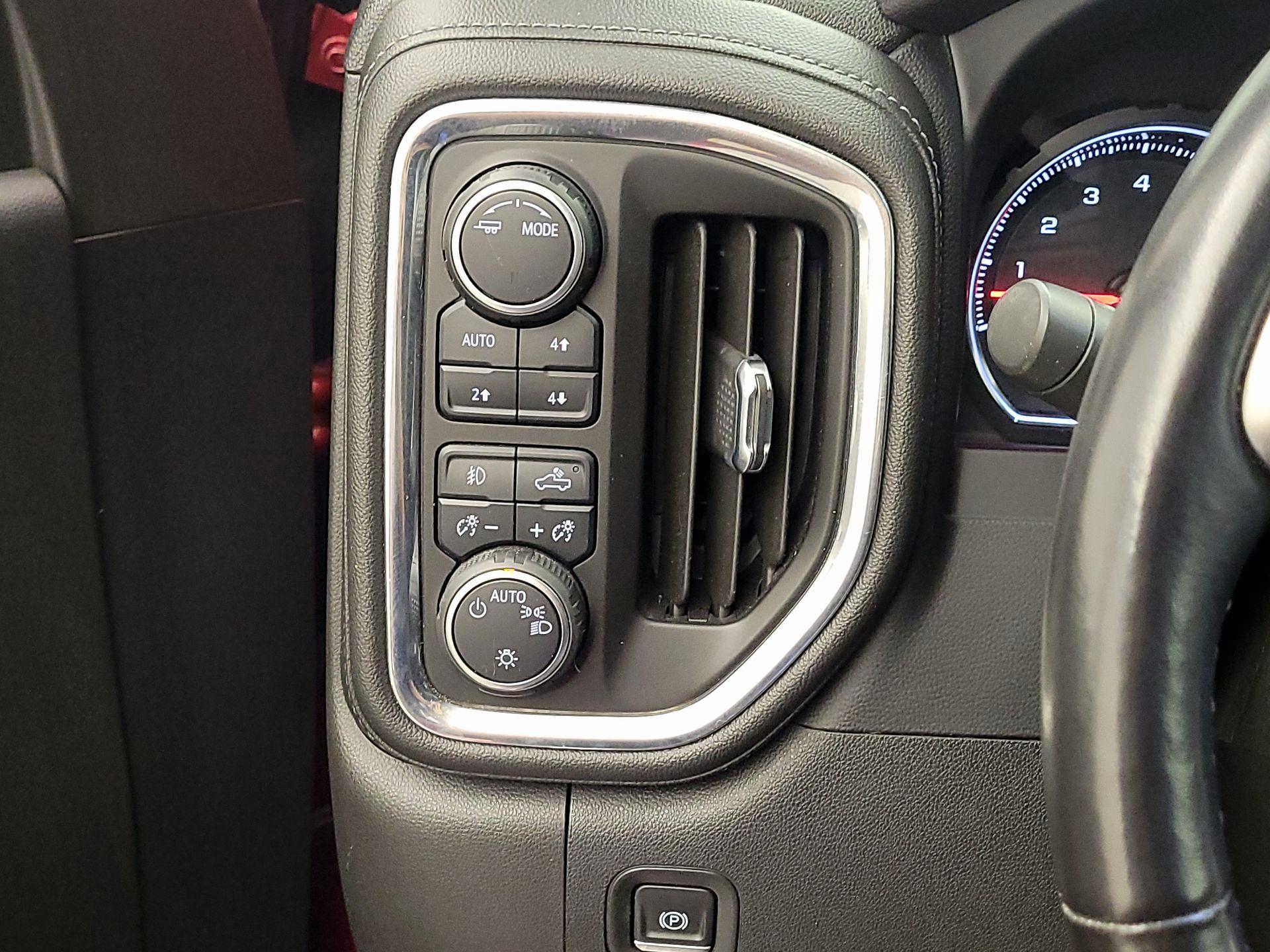 Thumbnail: 2021 Chevrolet Silverado 1500 - 13