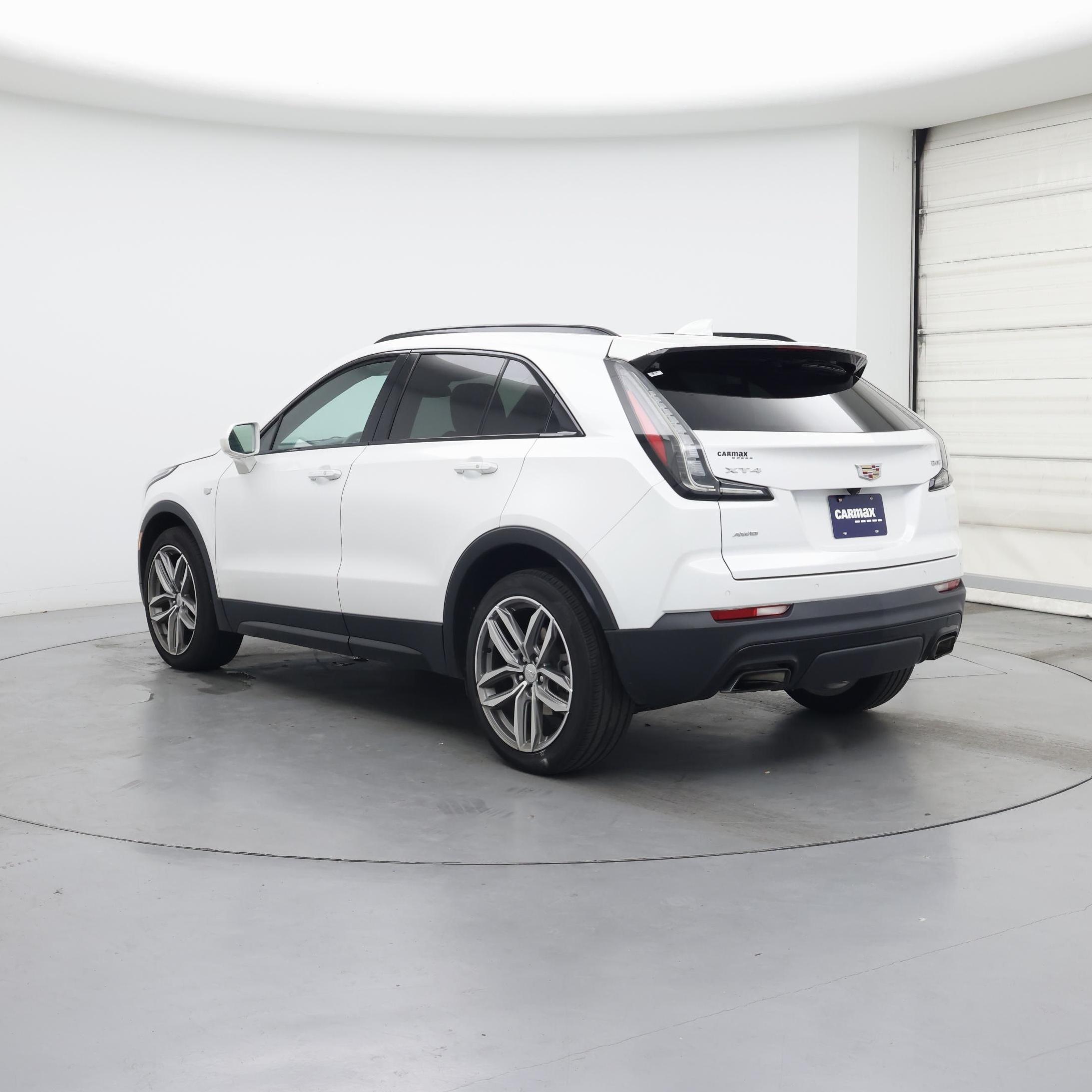 Thumbnail: 2019 Cadillac XT4 - 2