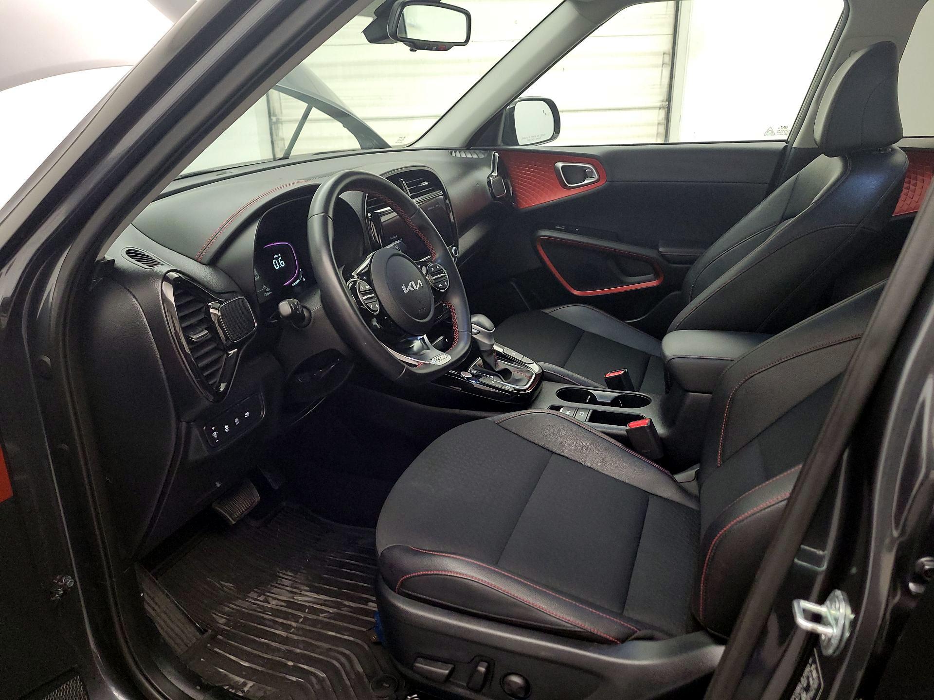 Thumbnail: 2023 Kia Soul - 11