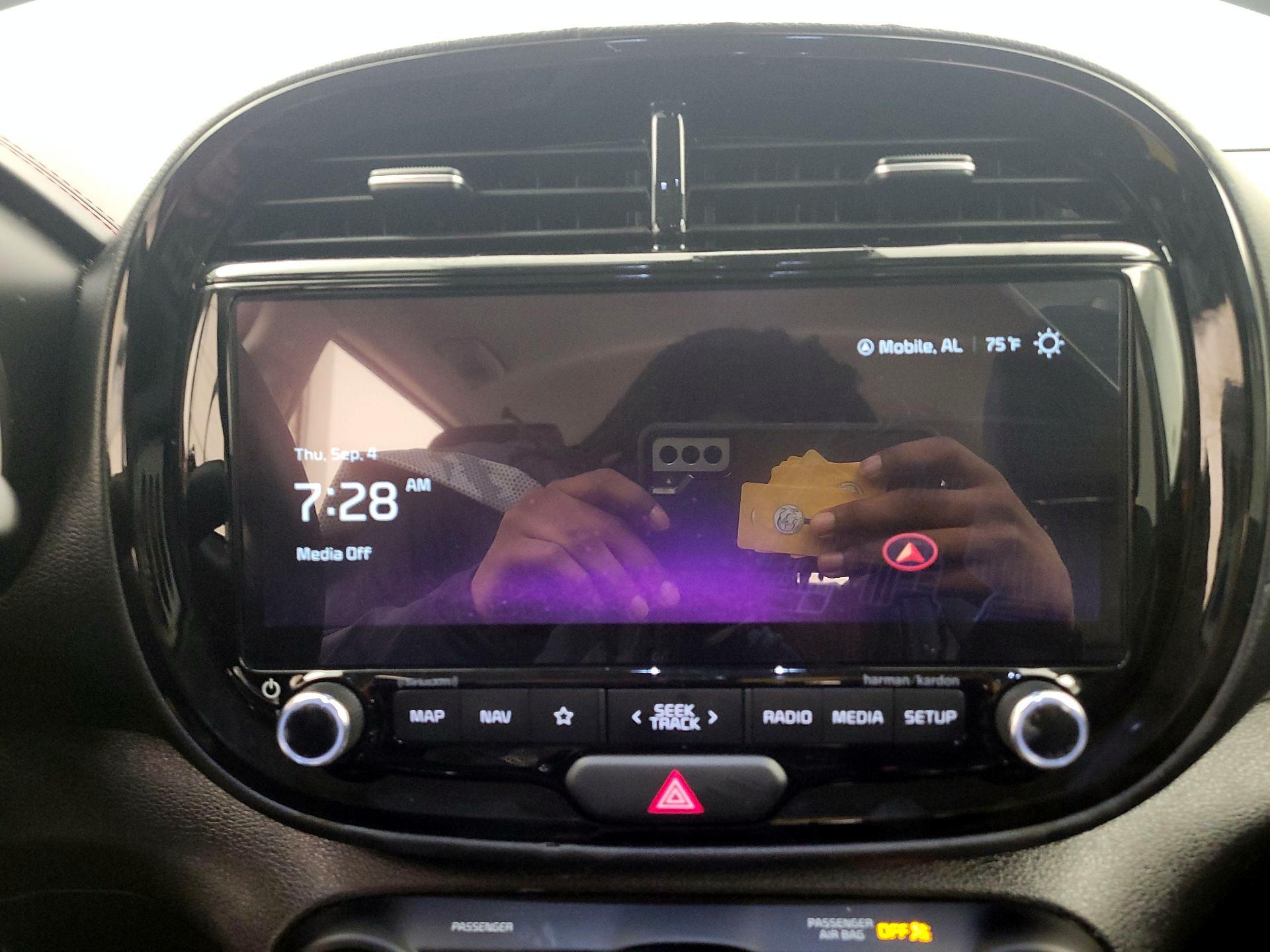 Thumbnail: 2023 Kia Soul - 13