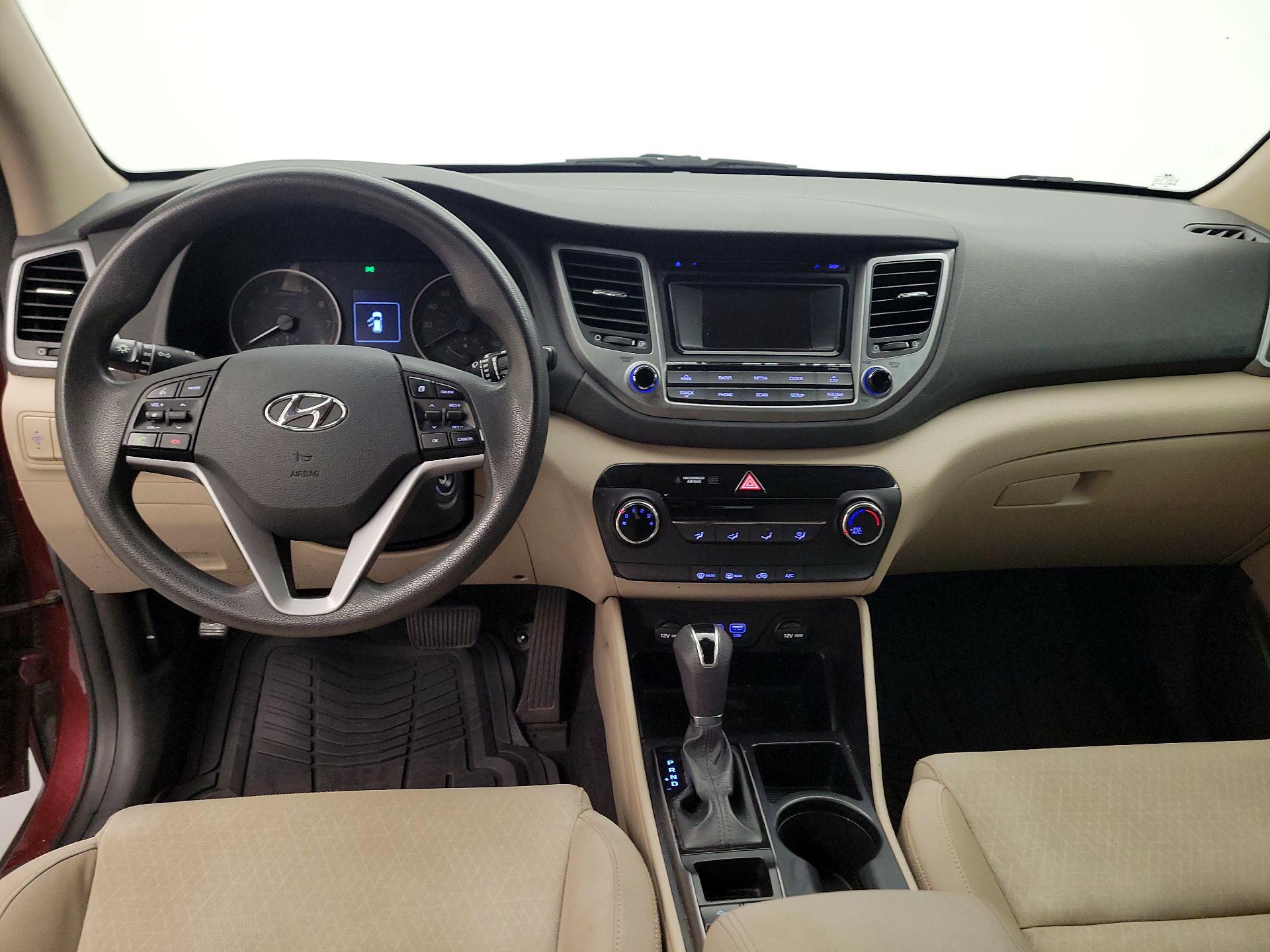 Thumbnail: 2017 Hyundai Tucson - 9