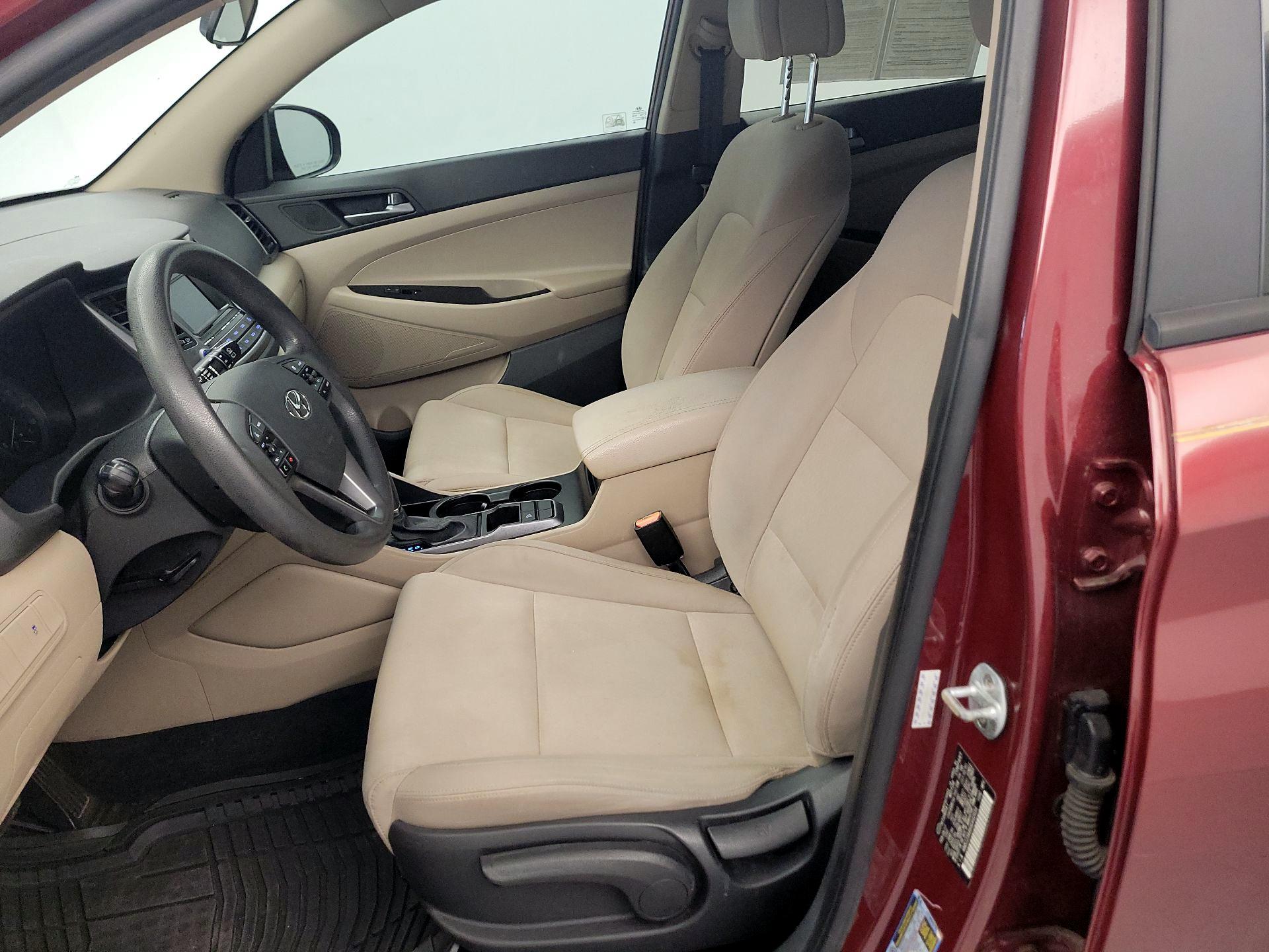 Thumbnail: 2017 Hyundai Tucson - 11