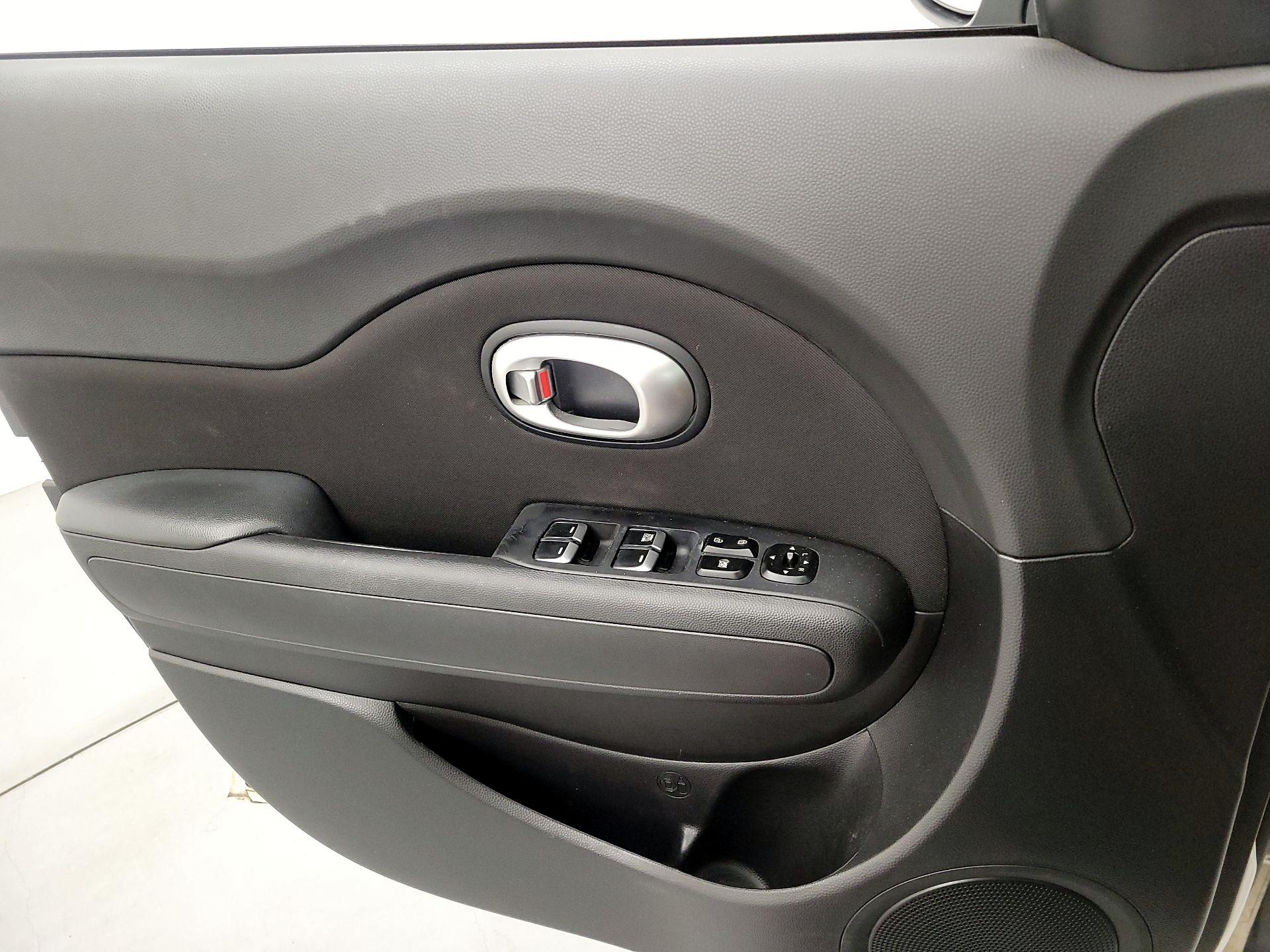 Thumbnail: 2018 Kia Soul - 12