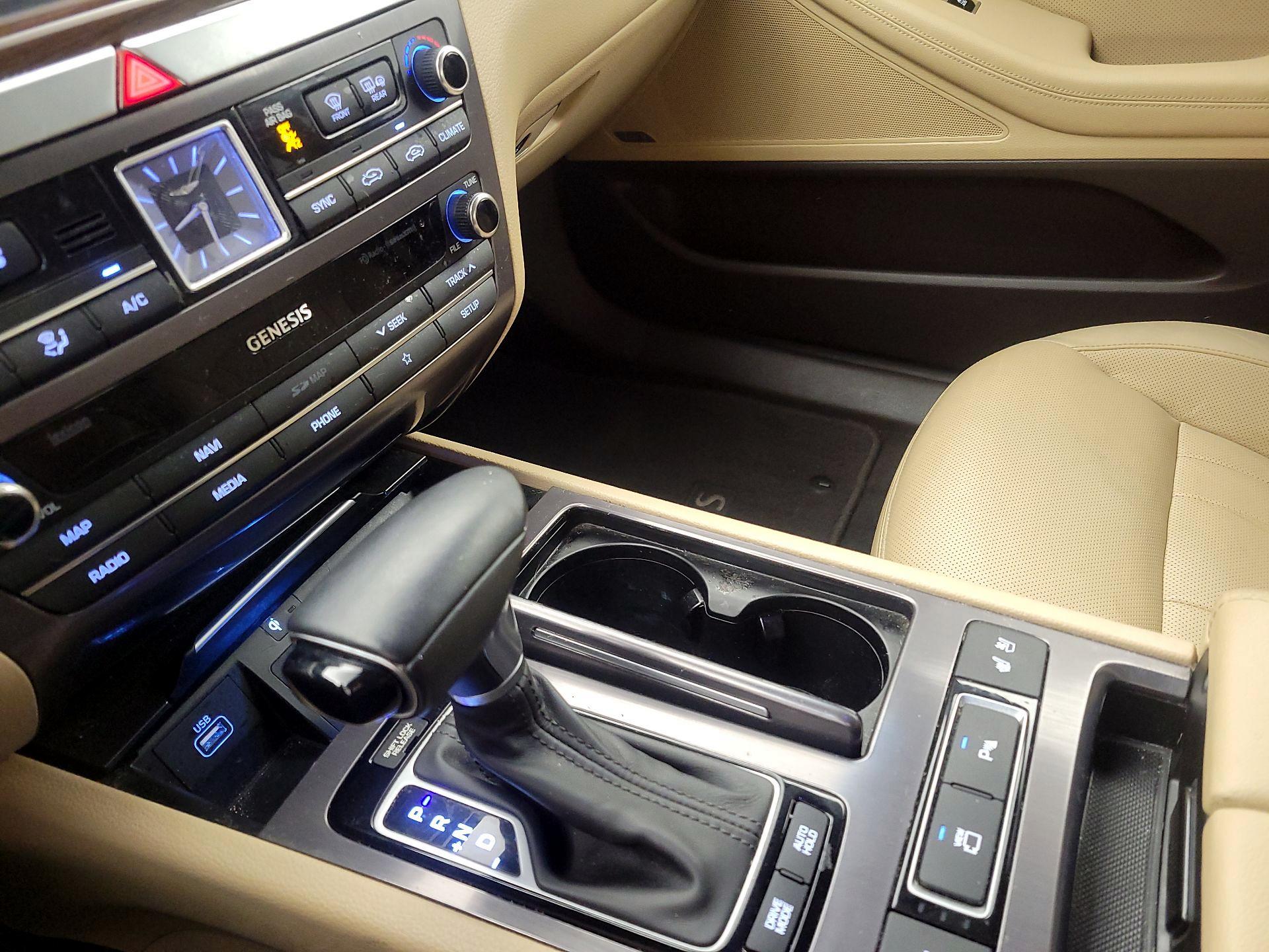 Thumbnail: 2020 Genesis G80 - 17