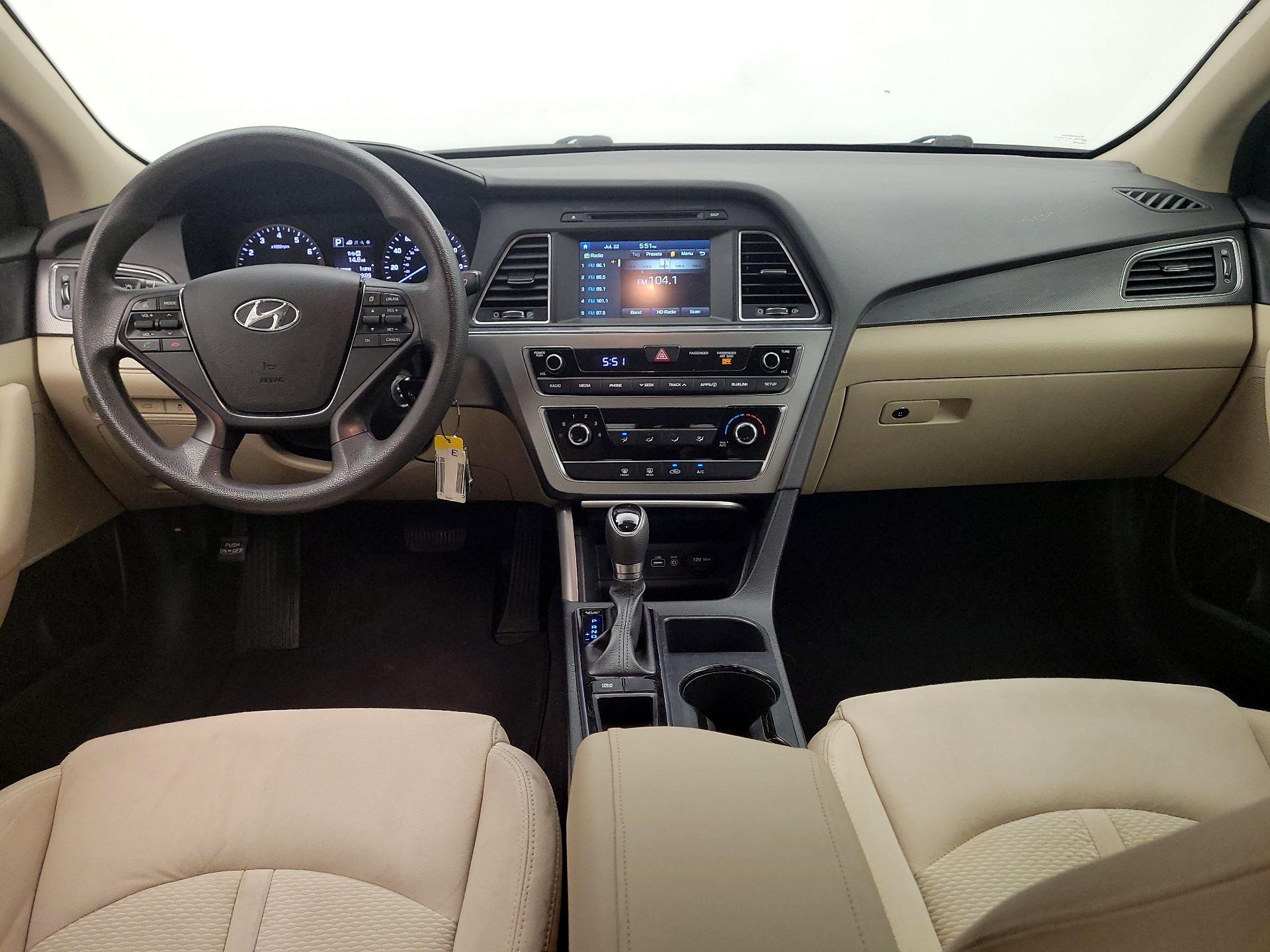 Thumbnail: 2016 Hyundai Sonata - 9