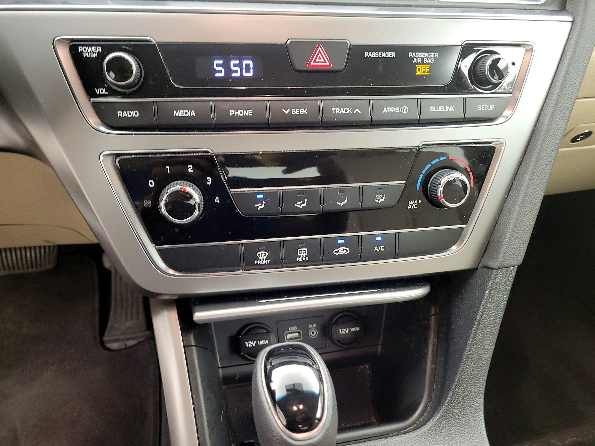 Thumbnail: 2016 Hyundai Sonata - 16