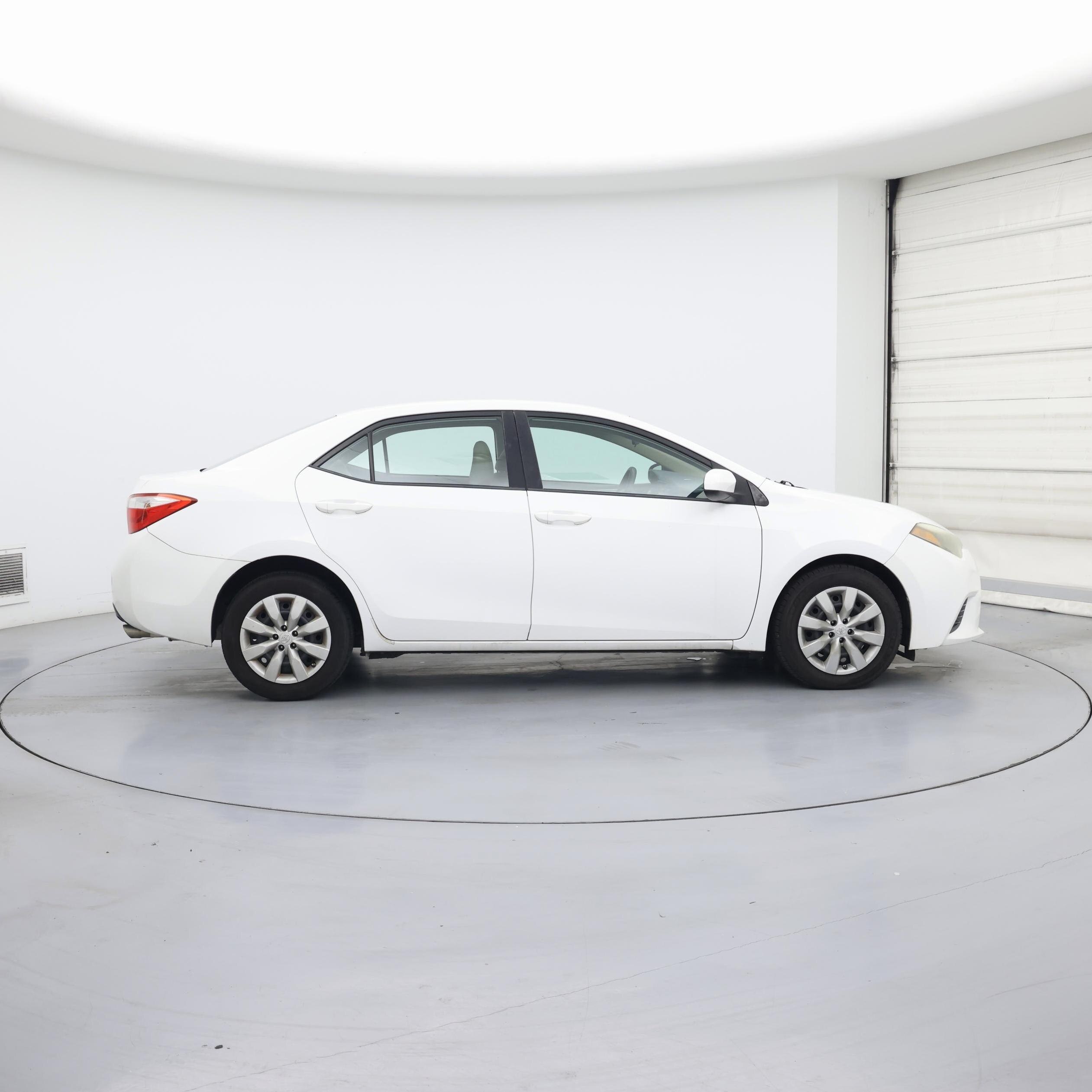 Thumbnail: 2015 Toyota Corolla - 7