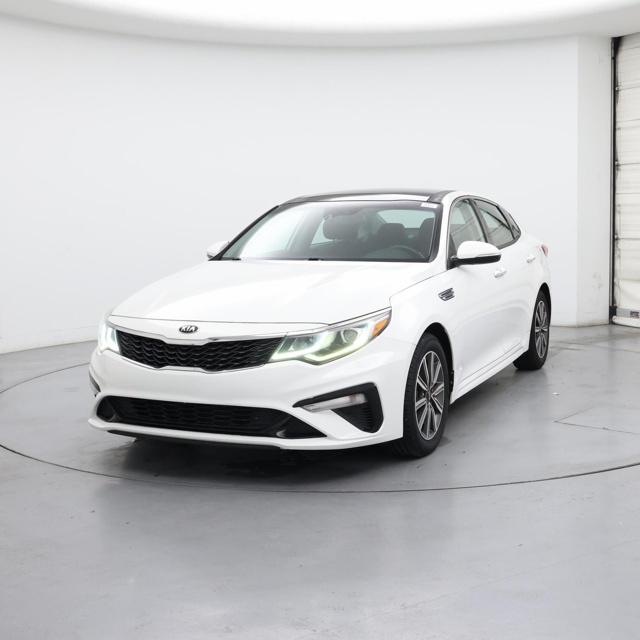 Thumbnail: 2019 Kia Optima - 4