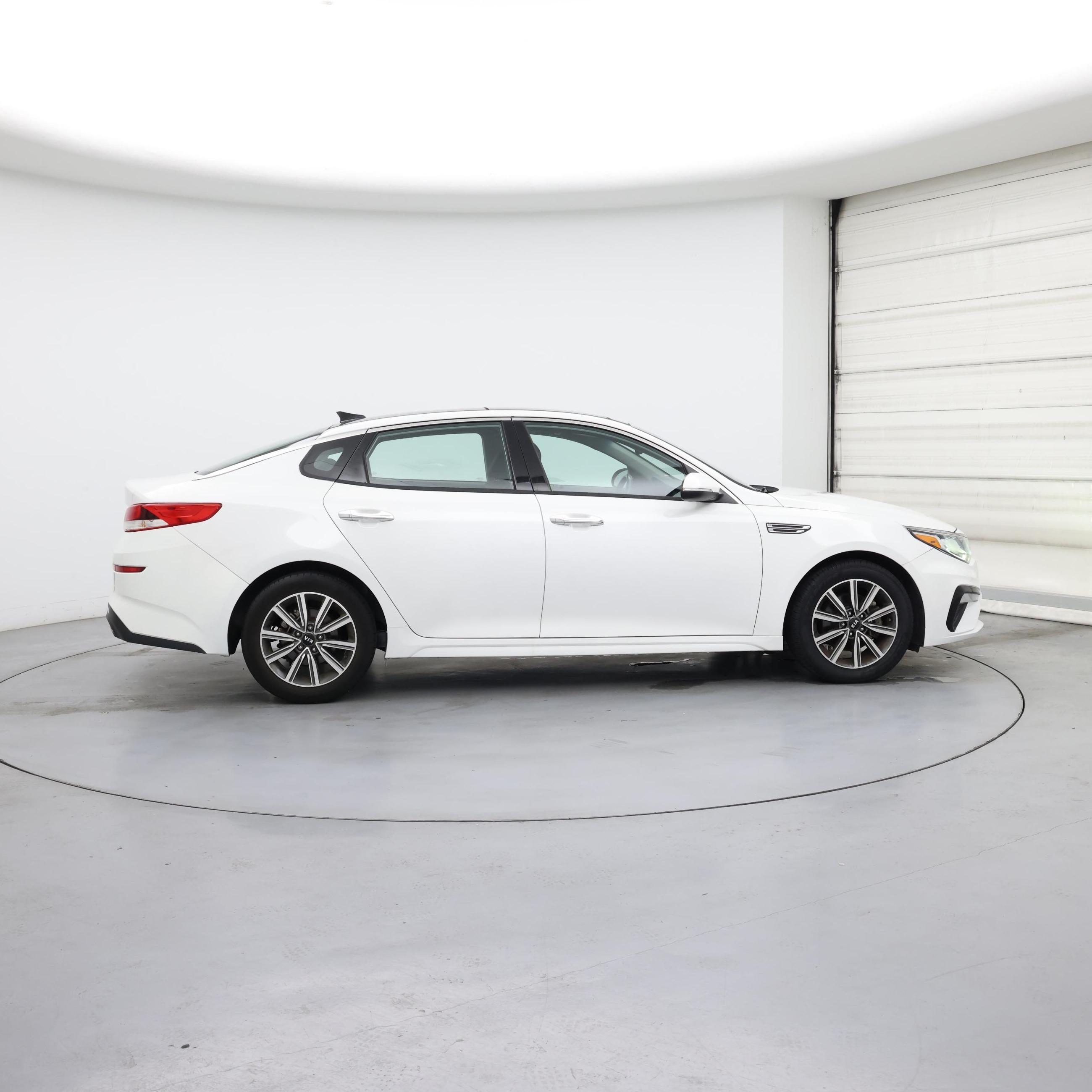 Thumbnail: 2019 Kia Optima - 7