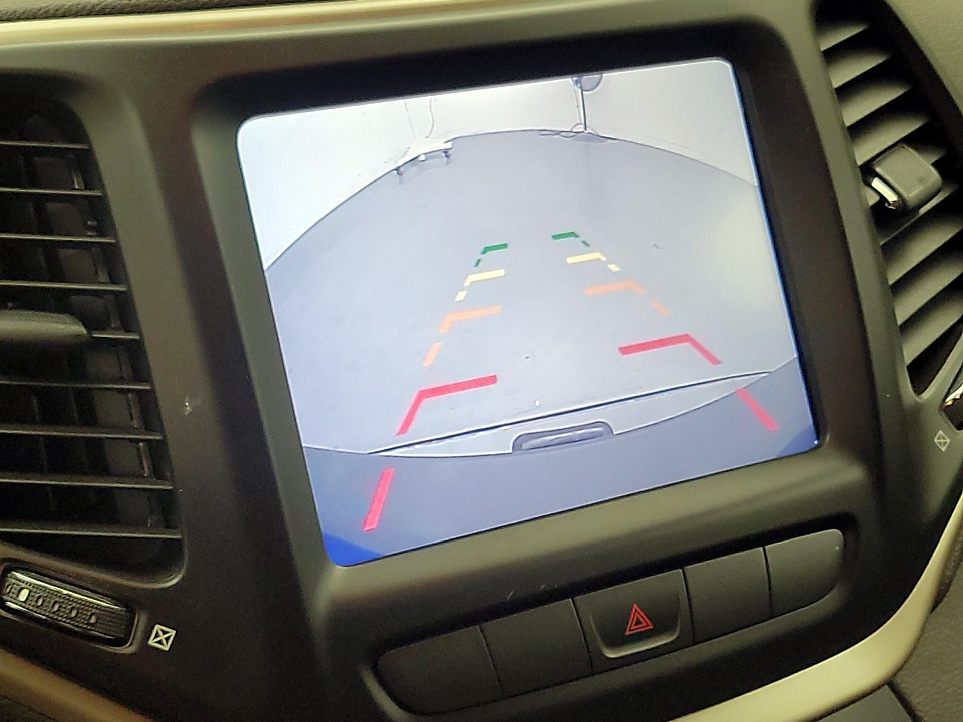 Thumbnail: 2014 Jeep Cherokee - 14