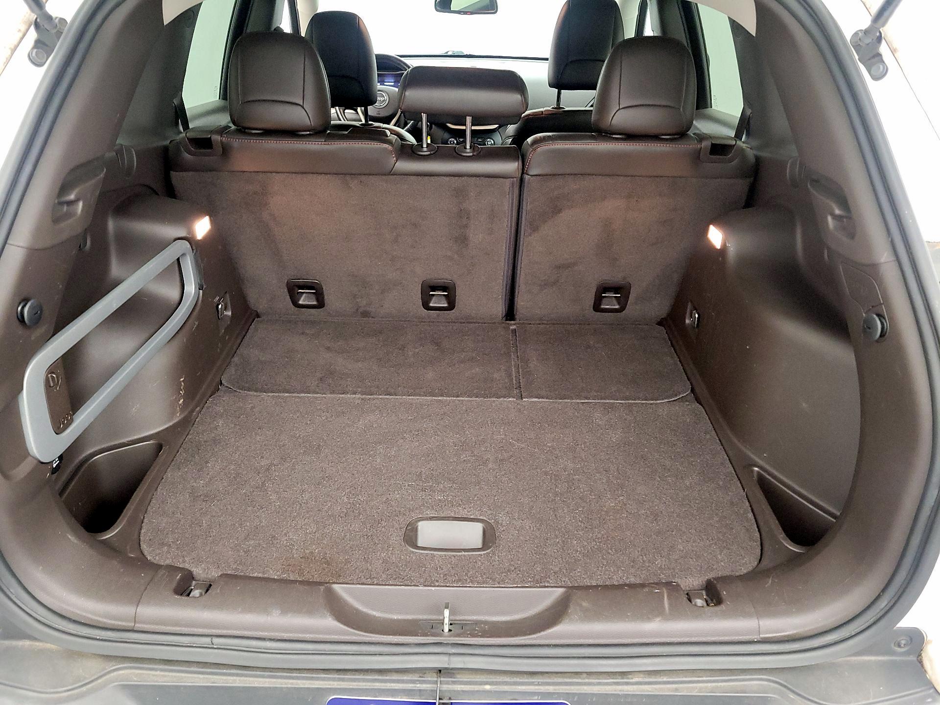 Thumbnail: 2014 Jeep Cherokee - 20