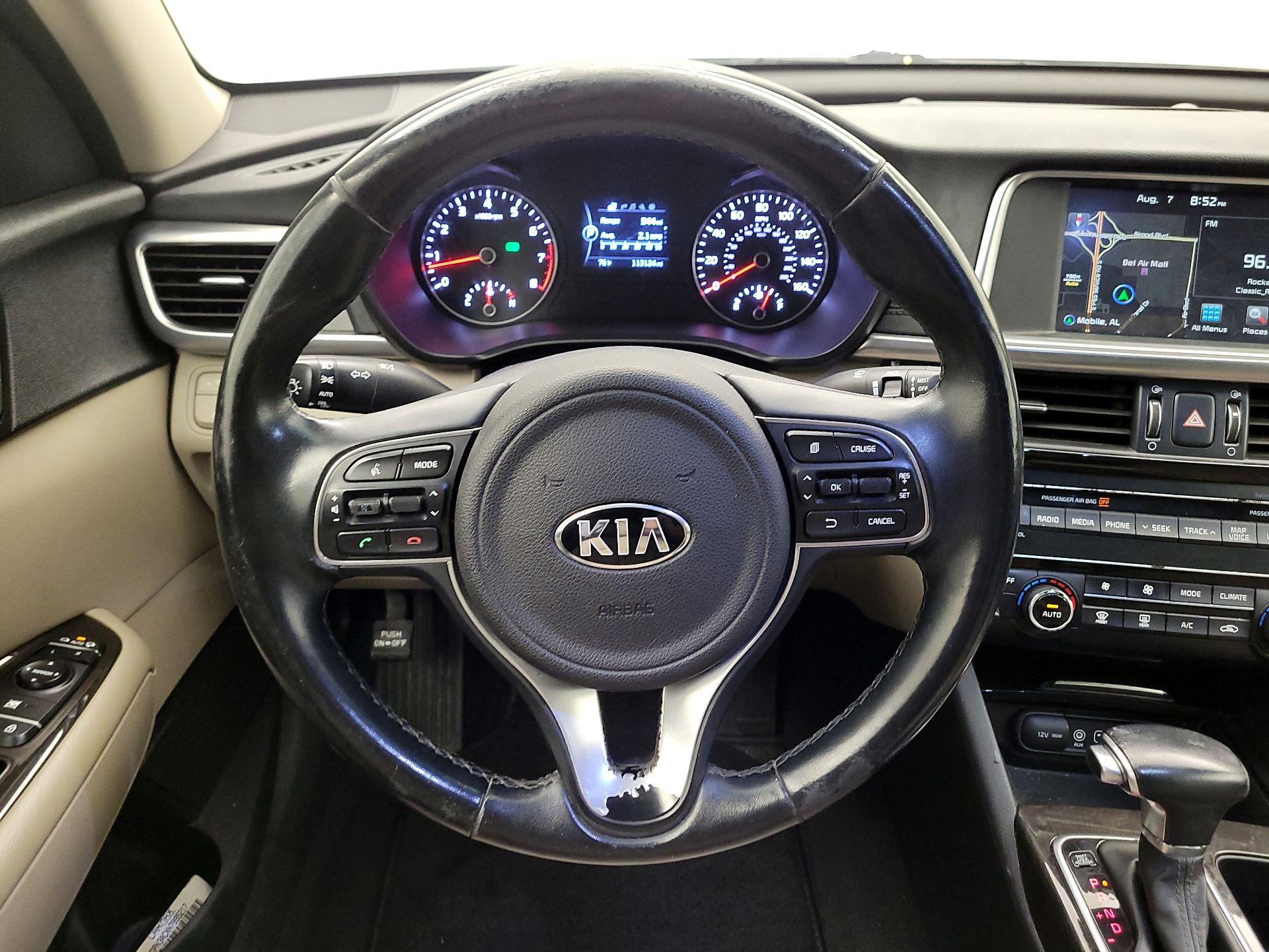 Thumbnail: 2016 Kia Optima - 10