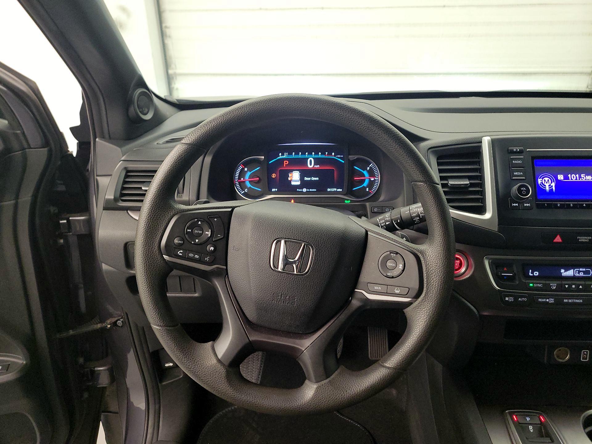 Thumbnail: 2019 Honda Passport - 10