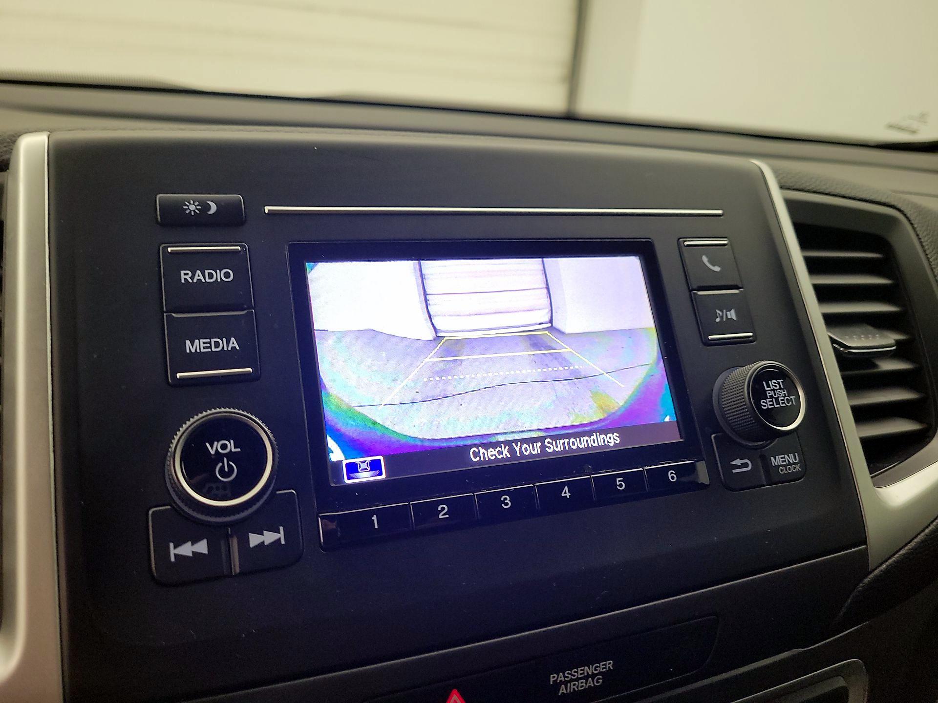 Thumbnail: 2019 Honda Passport - 14
