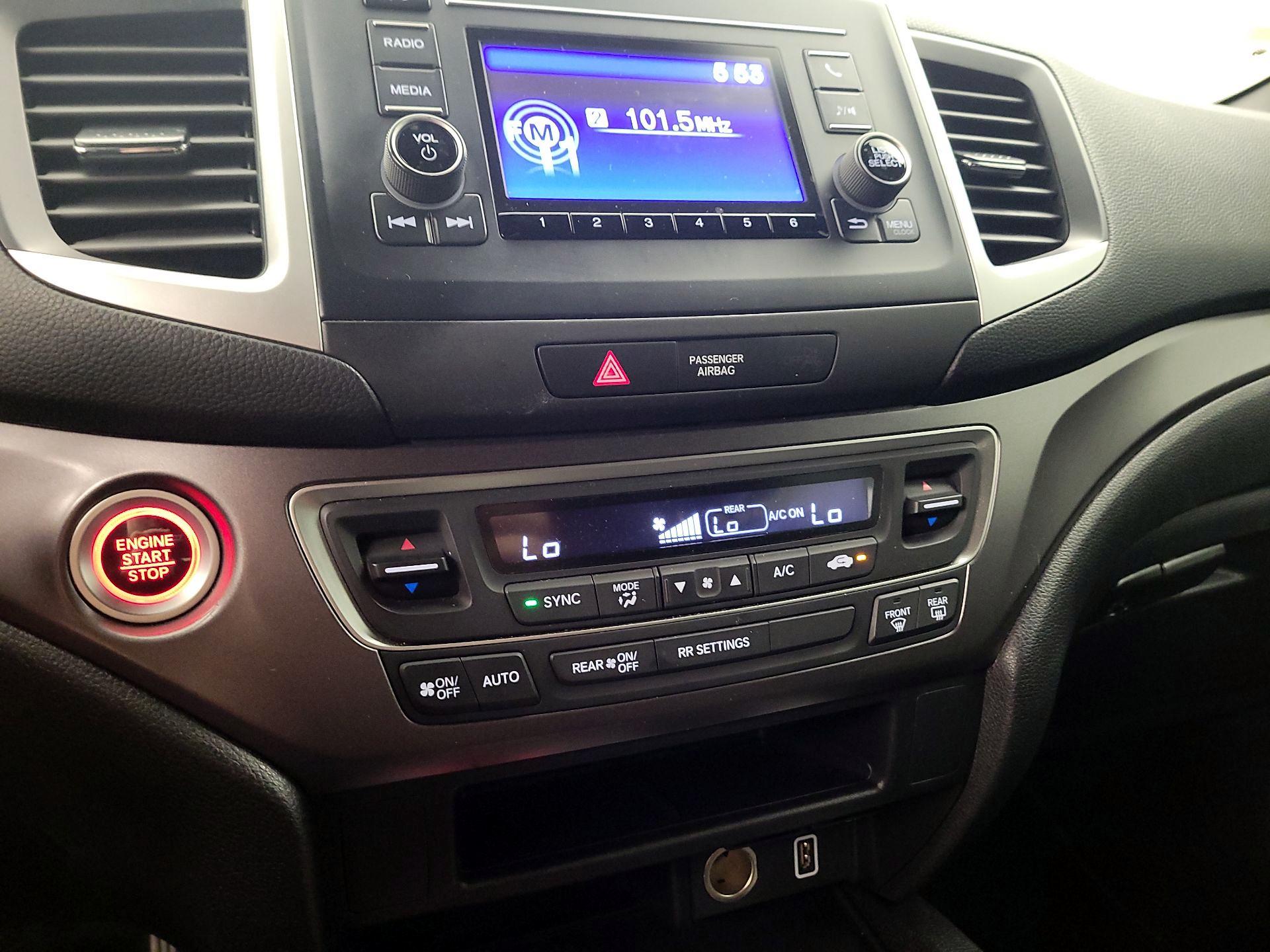 Thumbnail: 2019 Honda Passport - 16