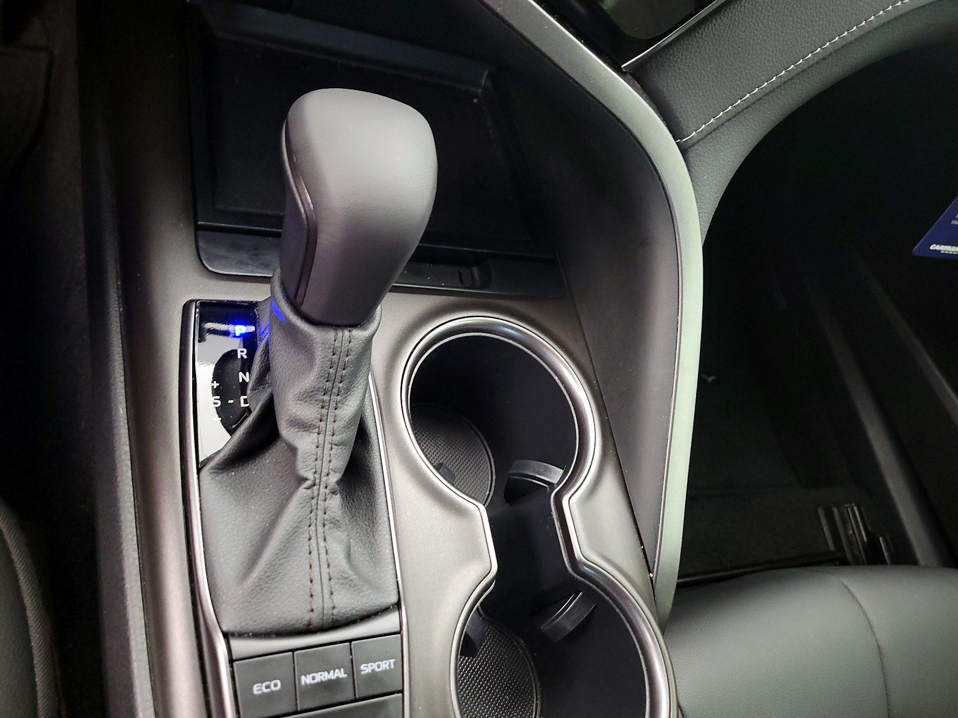 Thumbnail: 2024 Toyota Camry - 15