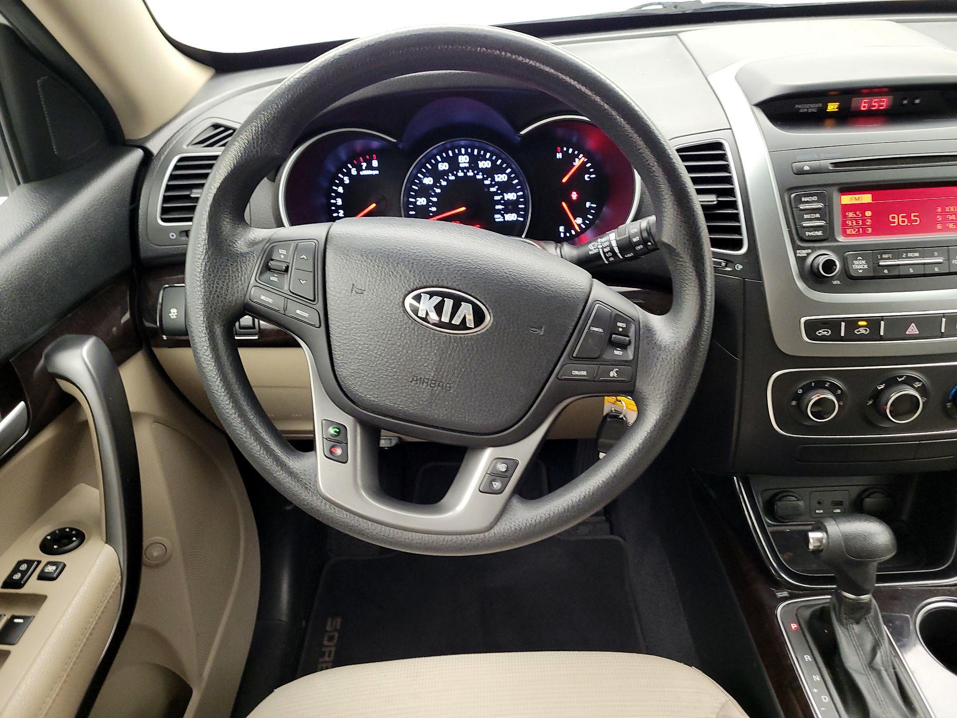 Thumbnail: 2014 Kia Sorento - 10
