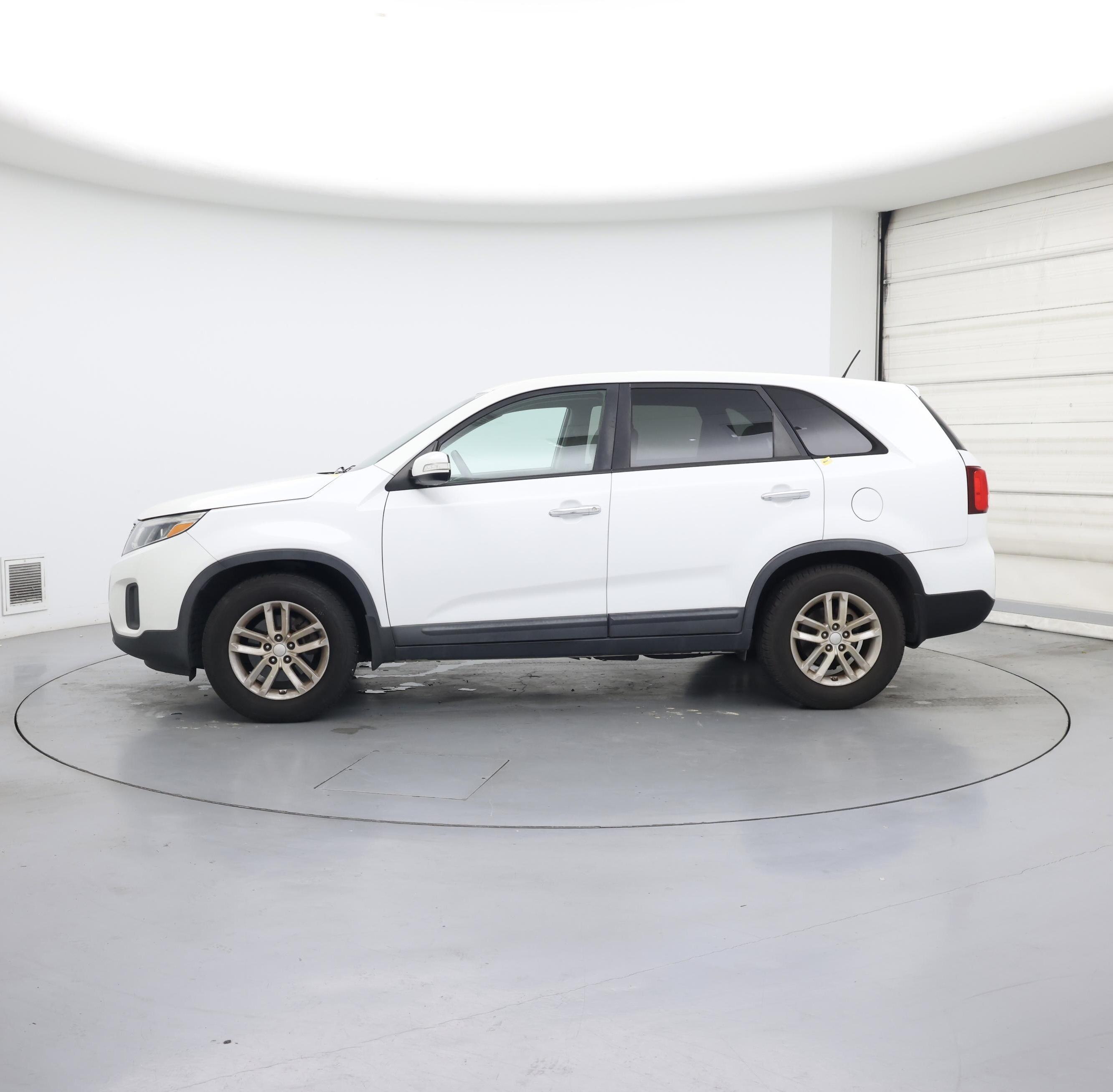 Thumbnail: 2014 Kia Sorento - 3