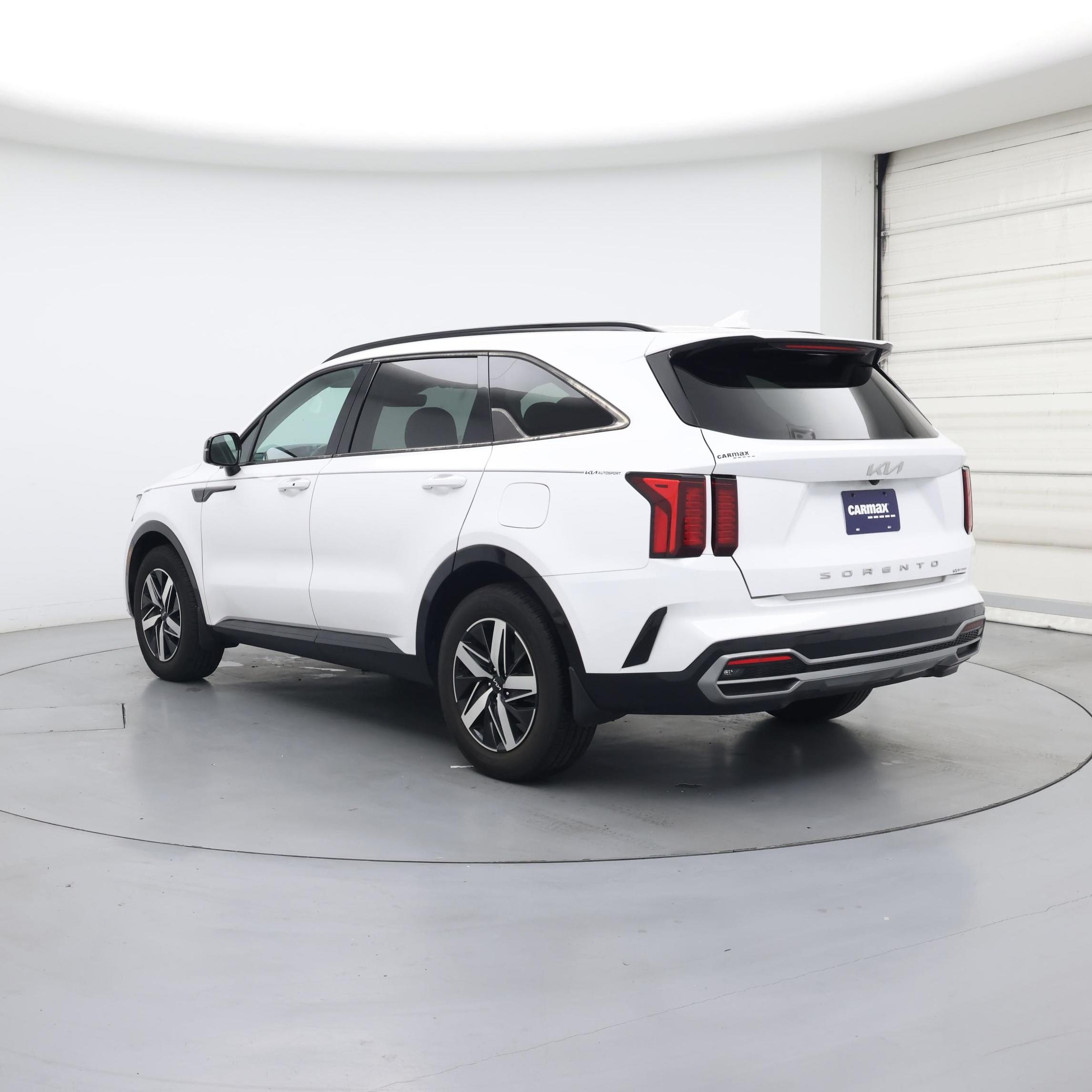 Thumbnail: 2022 Kia Sorento - 2