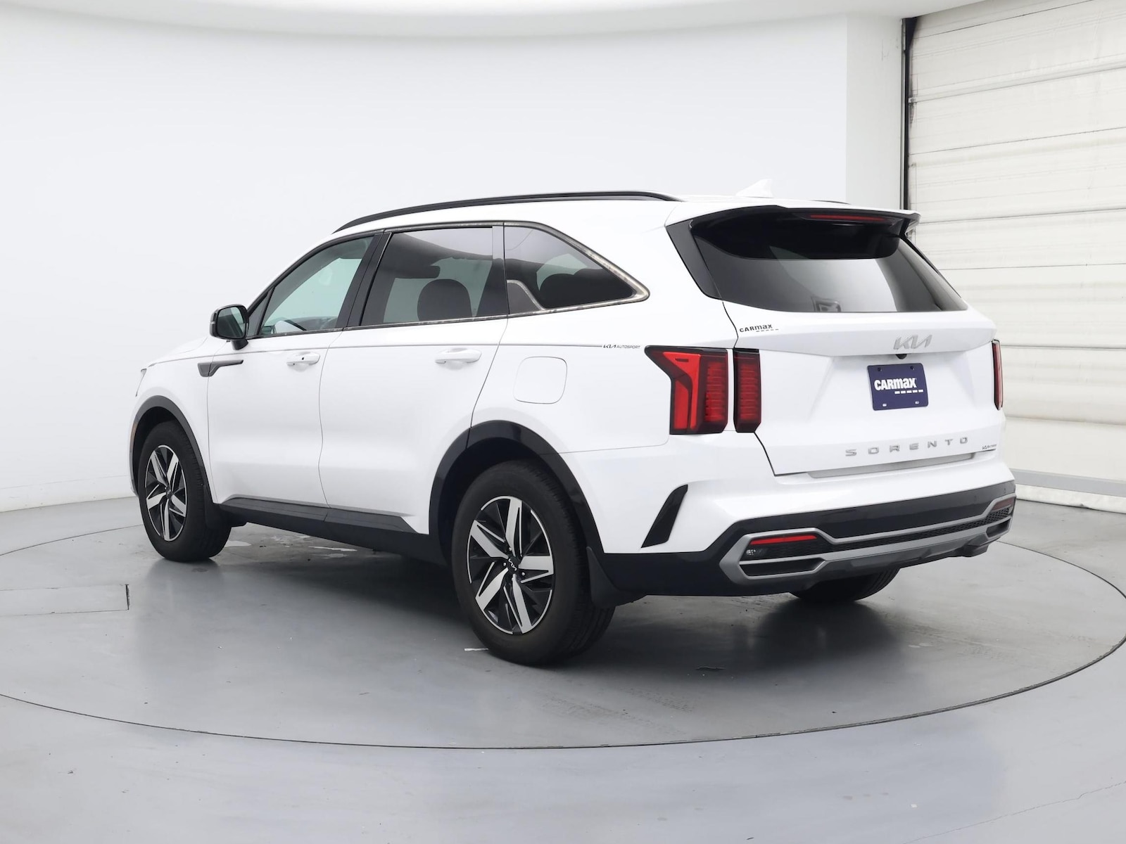 Image 3 of 2022 Kia Sorento S