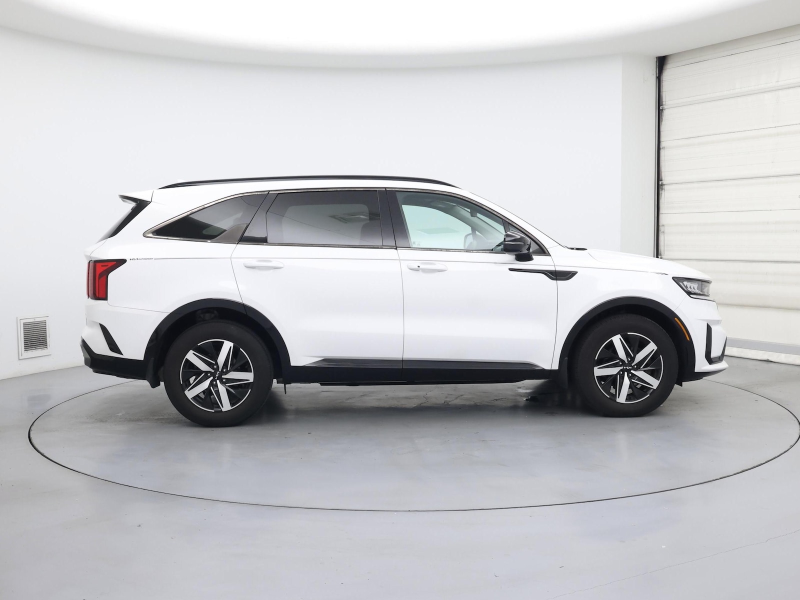 Image 8 of 2022 Kia Sorento S
