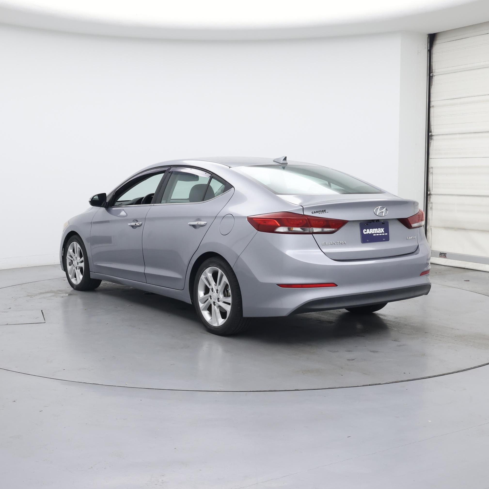 Thumbnail: 2017 Hyundai Elantra - 2