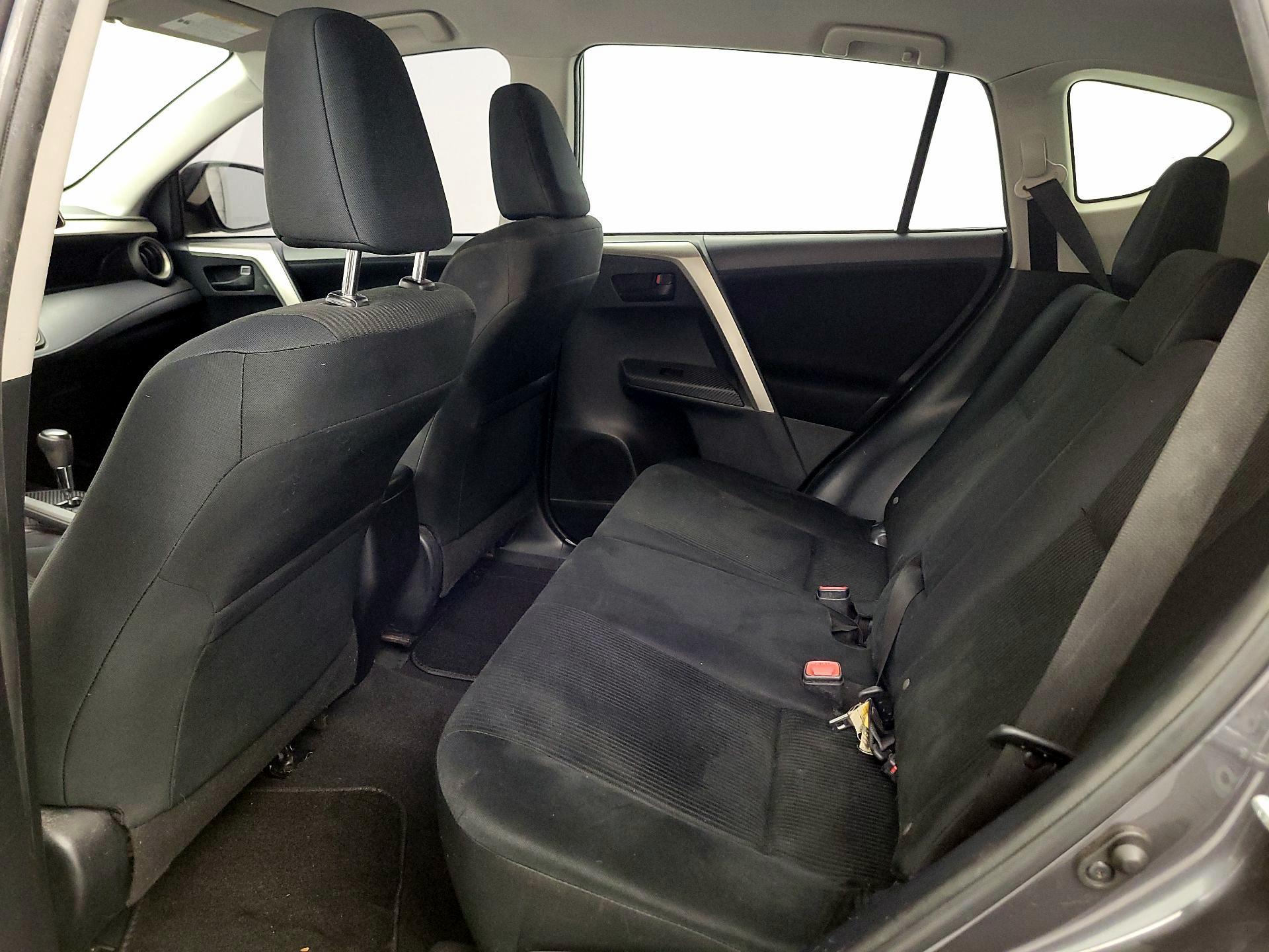Thumbnail: 2014 Toyota RAV4 - 19
